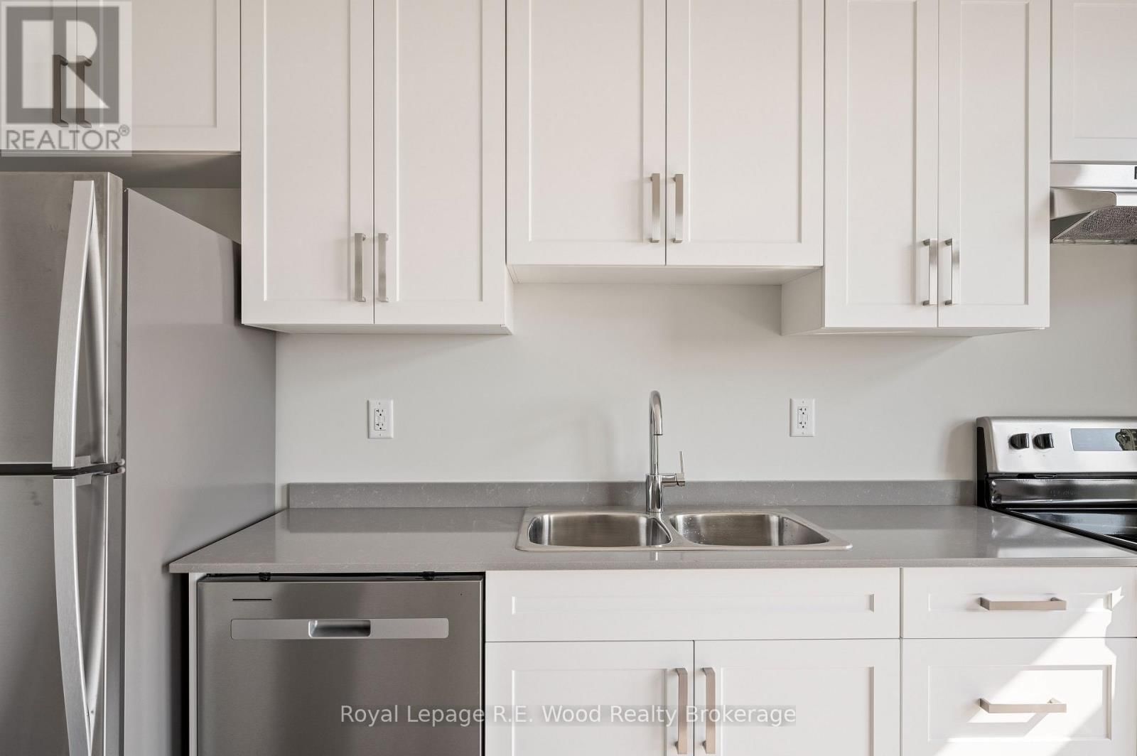 31 ANNE STREET Image 11