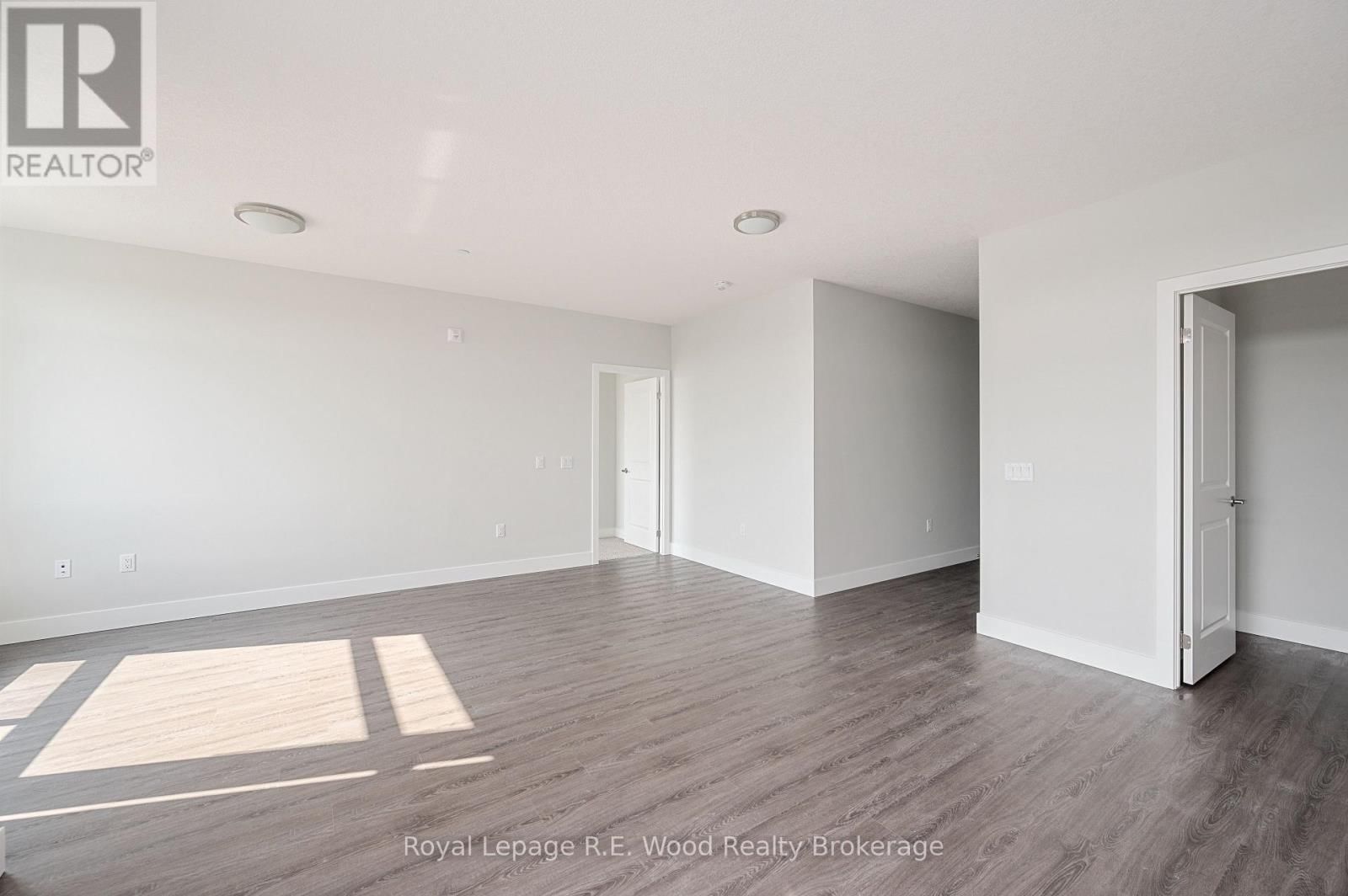 31 ANNE STREET Image 8