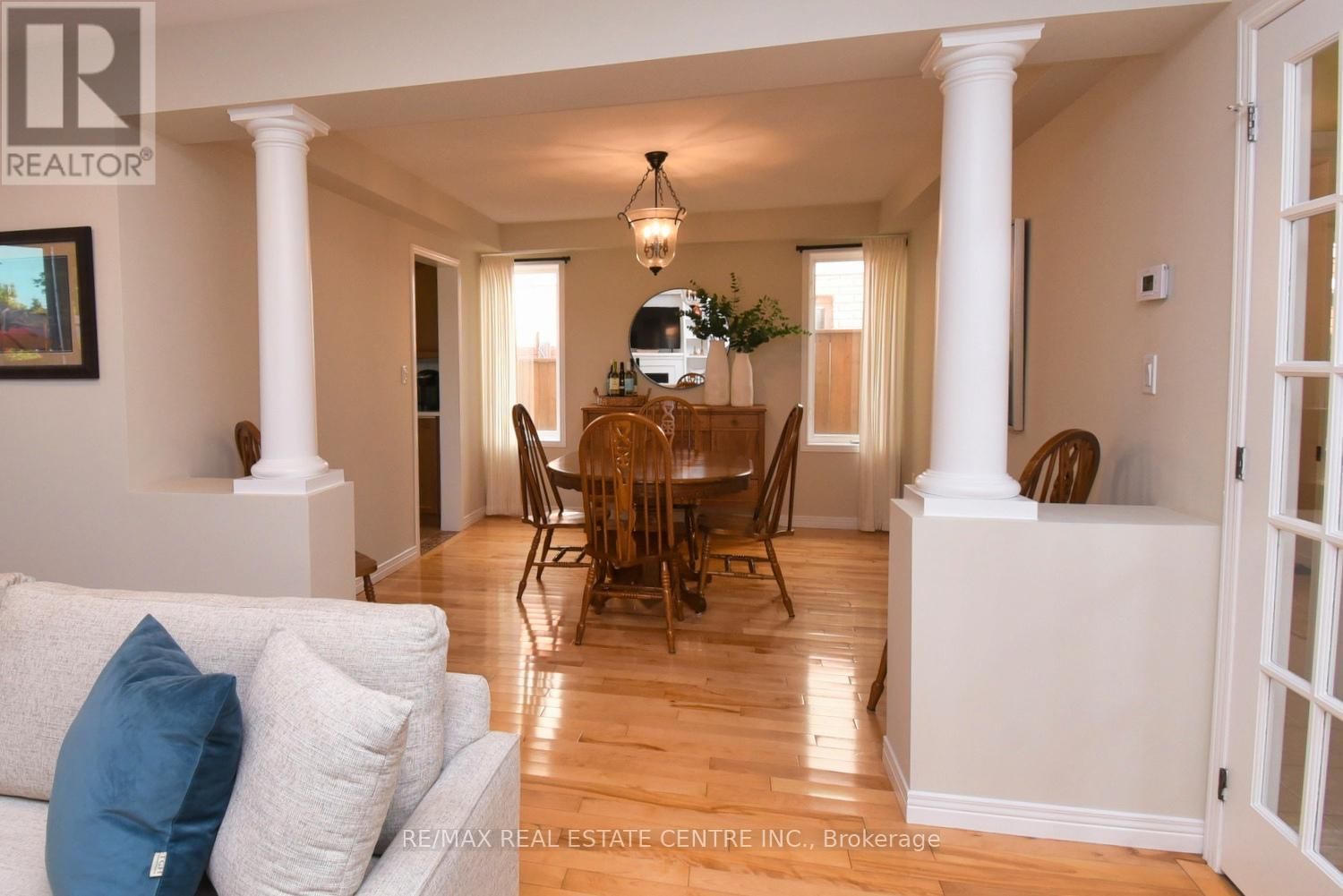 35 ERINGATE DRIVE Image 15