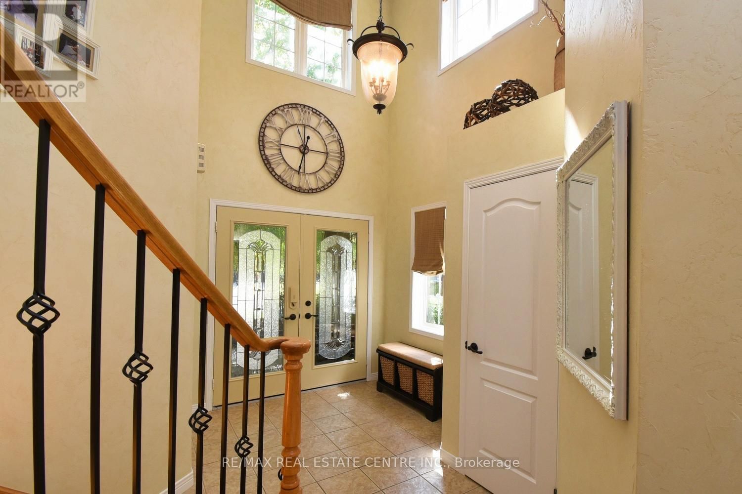 35 ERINGATE DRIVE Image 6