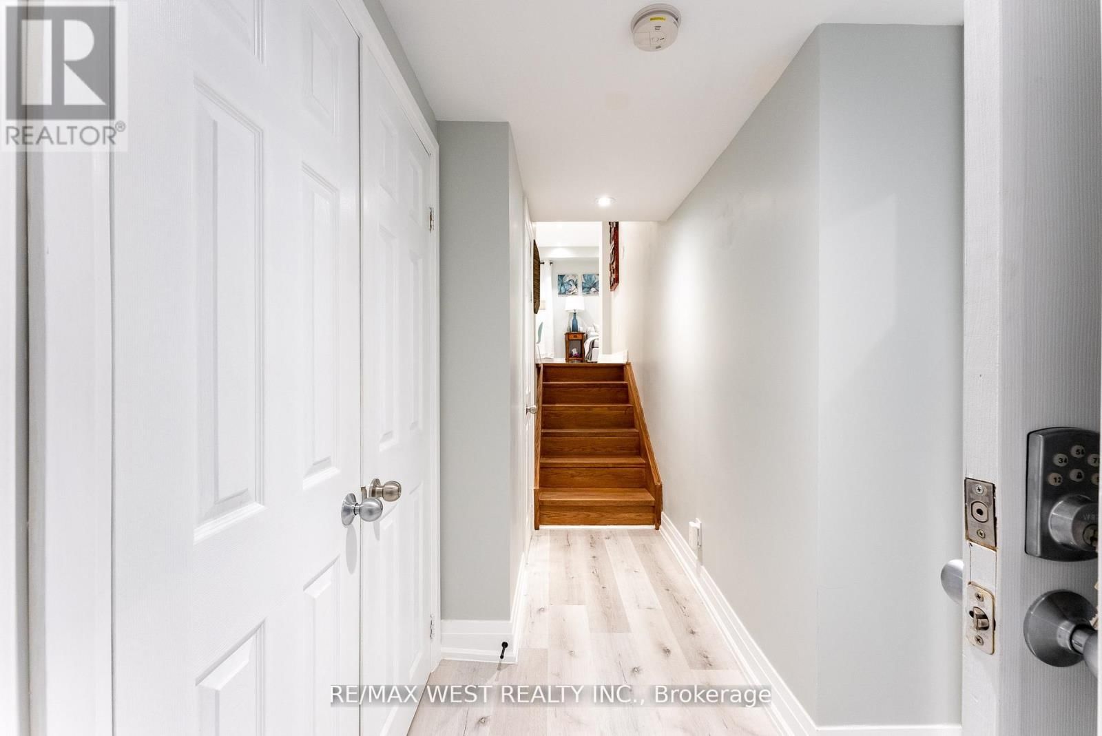 368 FOUNTAIN STREET SOUTH Image 45