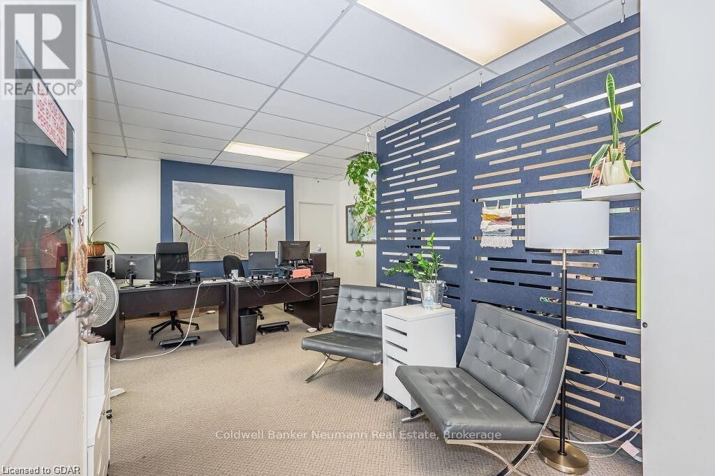 60 BAKER STREET Image 27