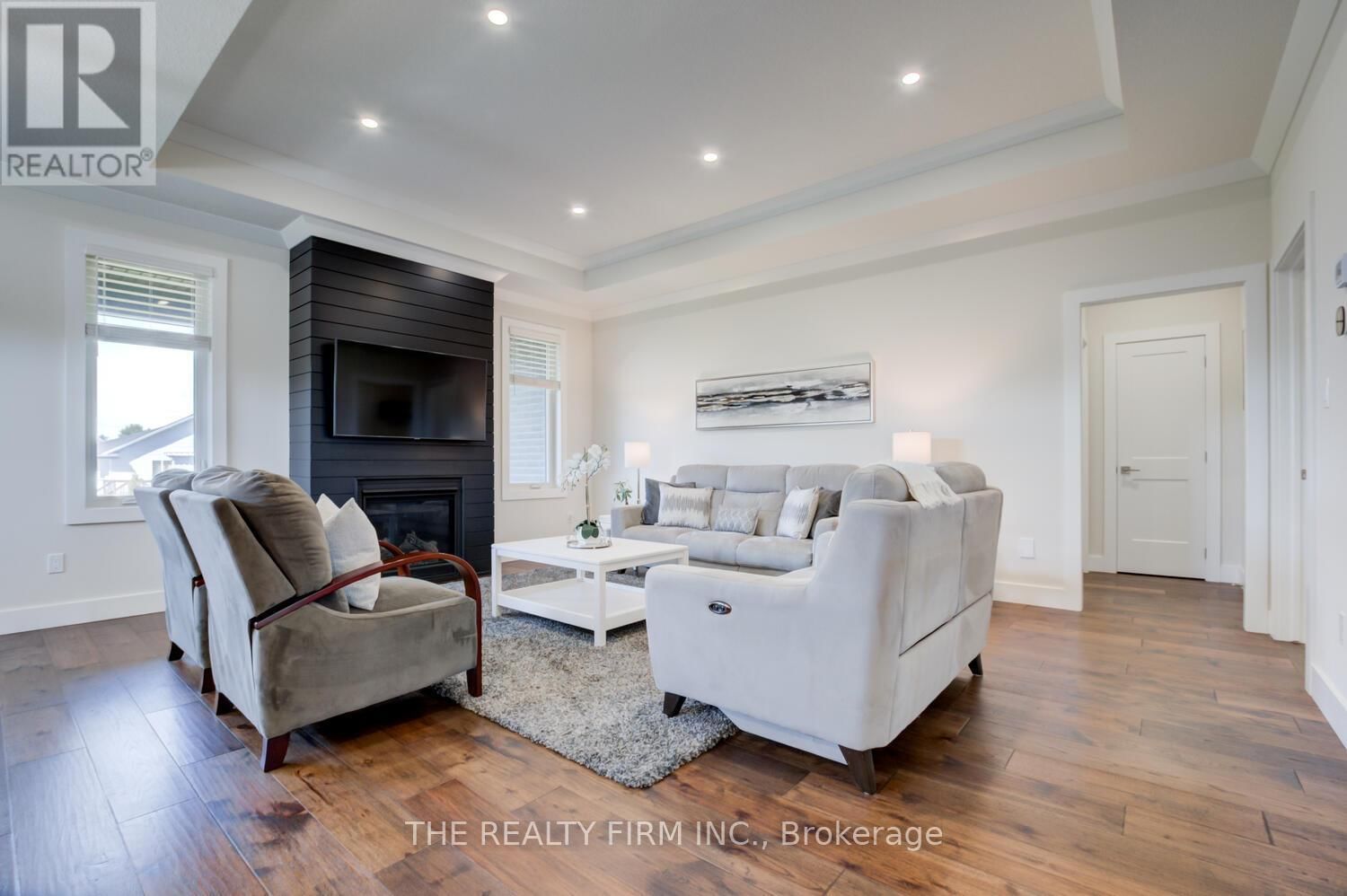 283 ELIZABETH STREET Image 12