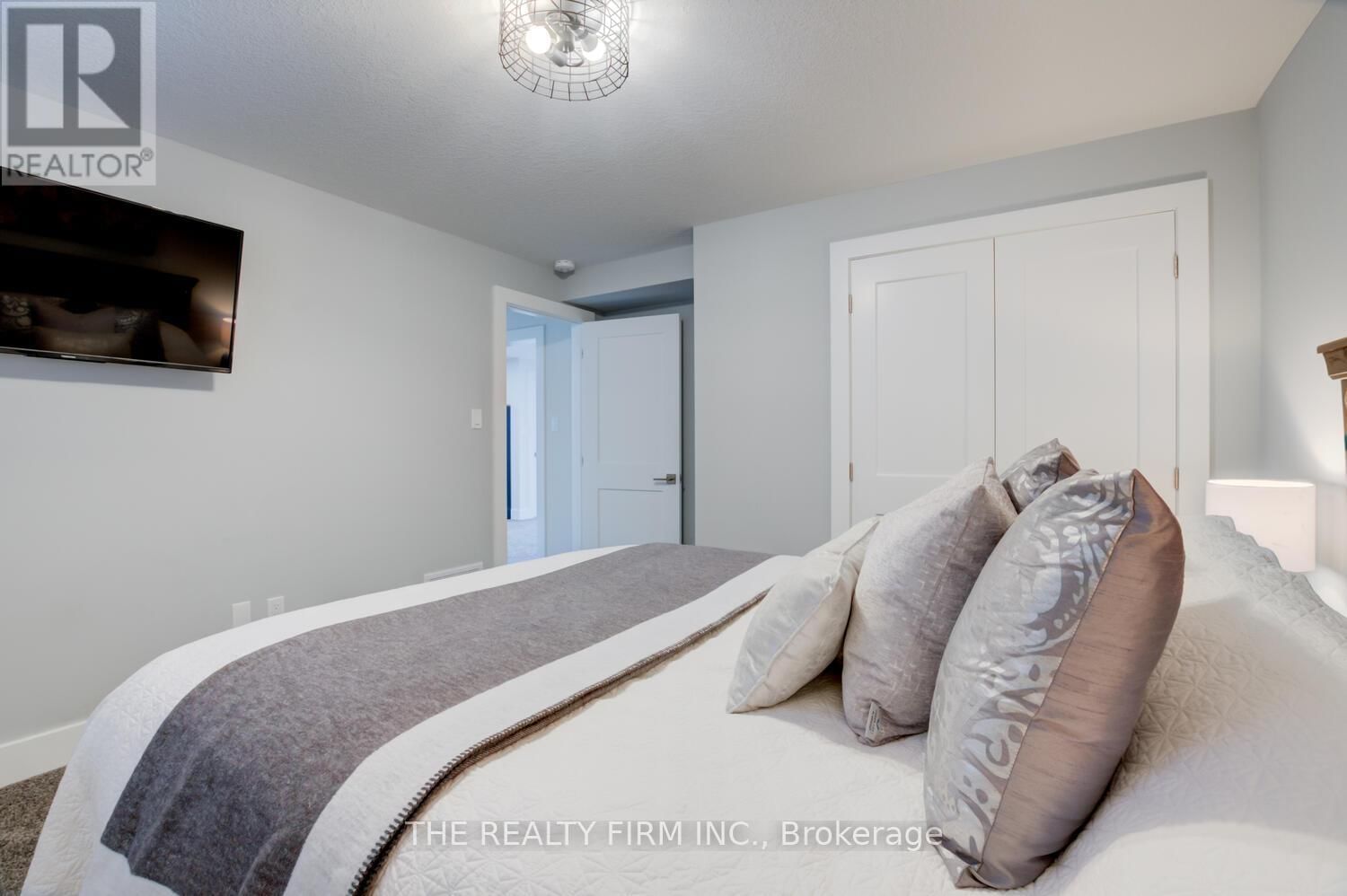 283 ELIZABETH STREET Image 29