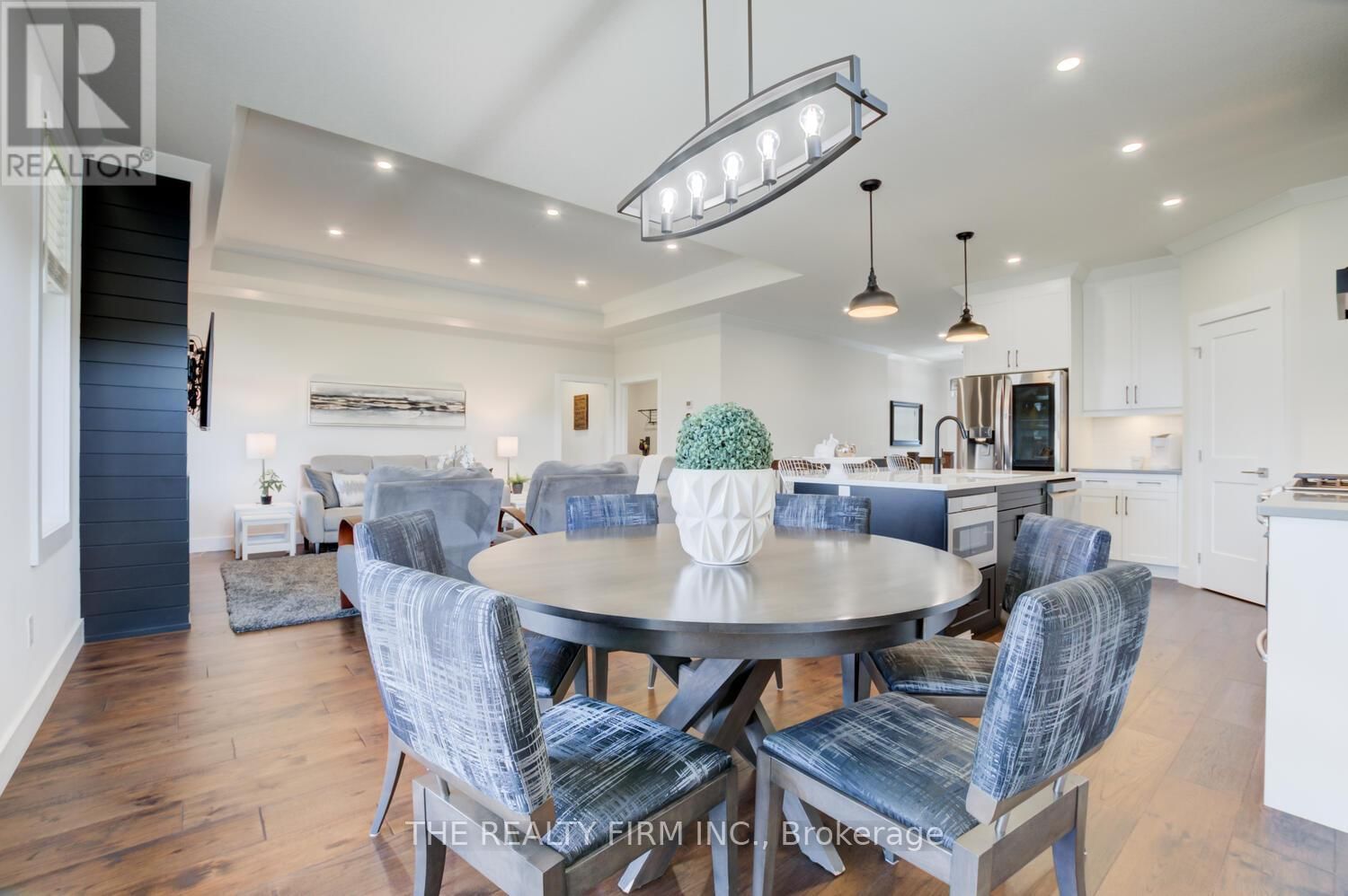 283 ELIZABETH STREET Image 9