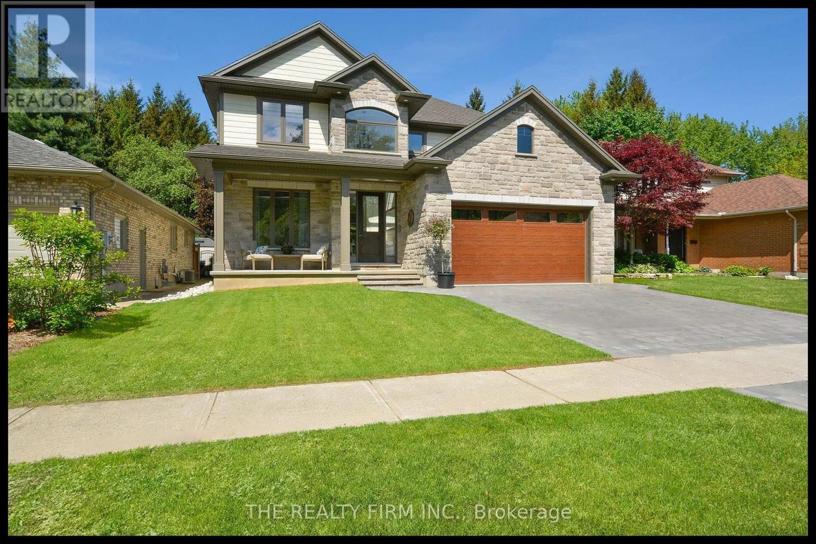 285 ELIZABETH STREET Image 2