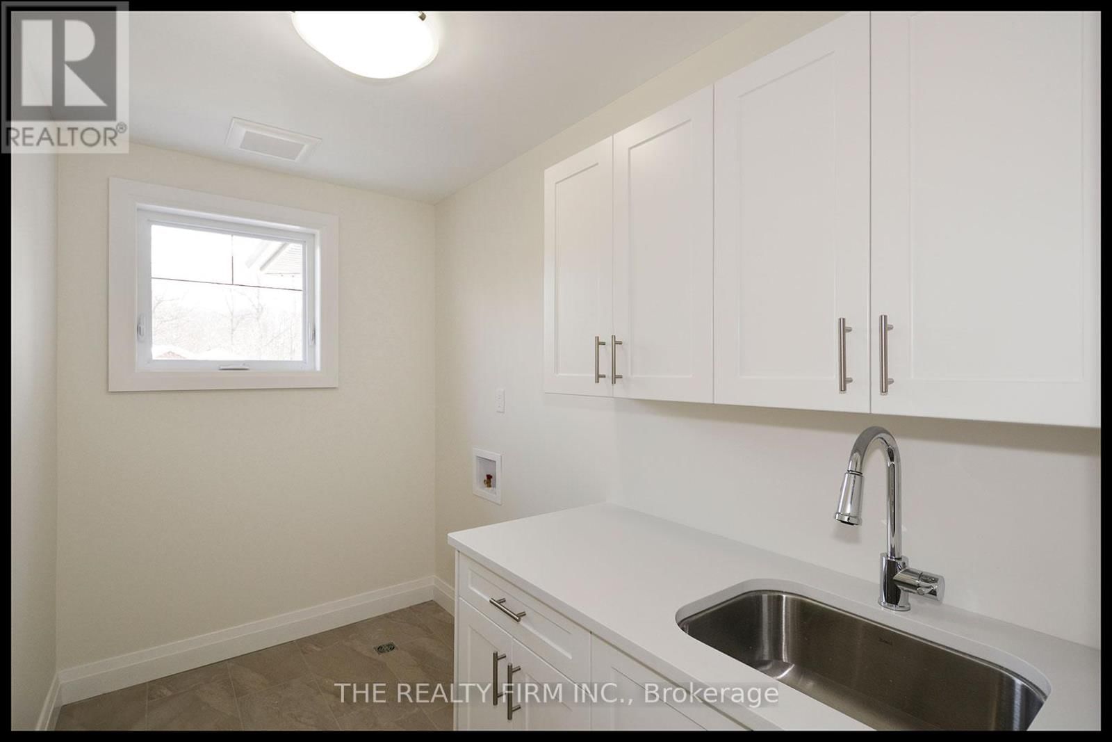 285 ELIZABETH STREET Image 21