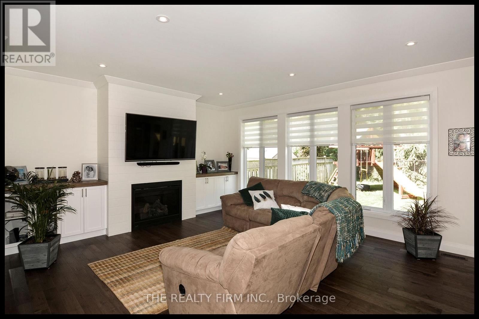 285 ELIZABETH STREET Image 4