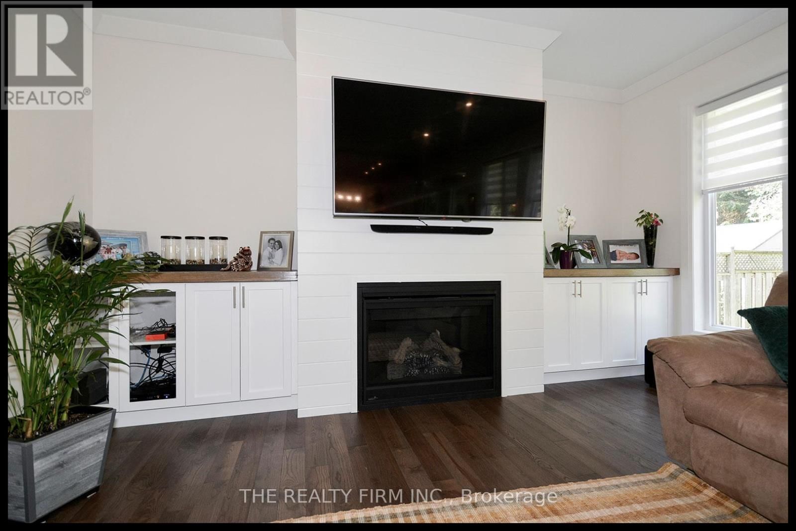 285 ELIZABETH STREET Image 6