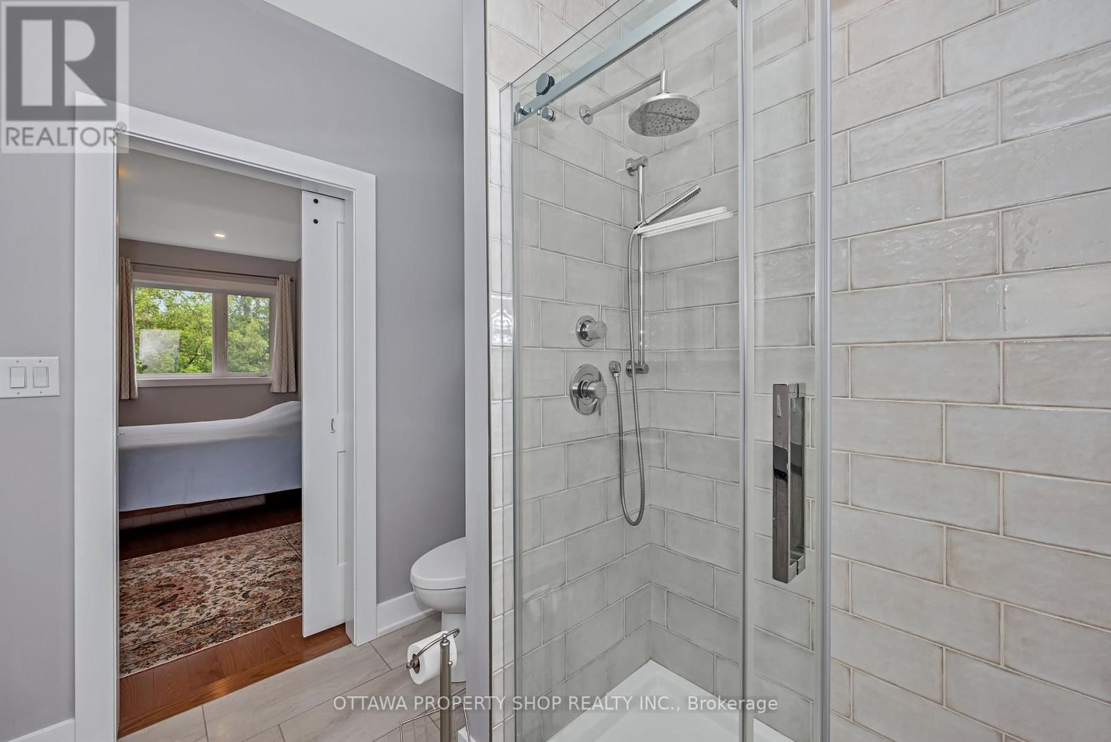 1355 MORY STREET Image 25