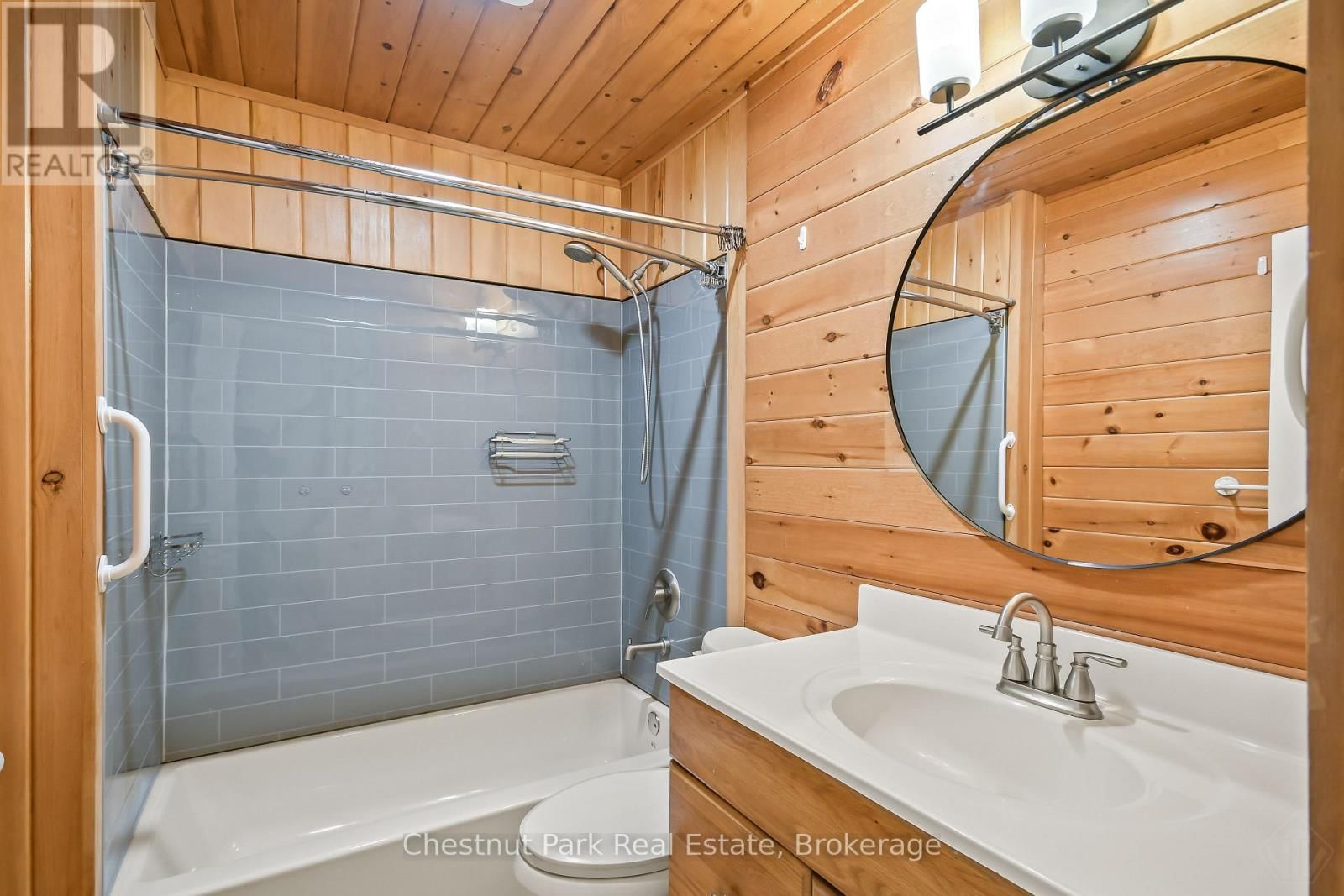 175 CRESCENT DRIVE Image 10