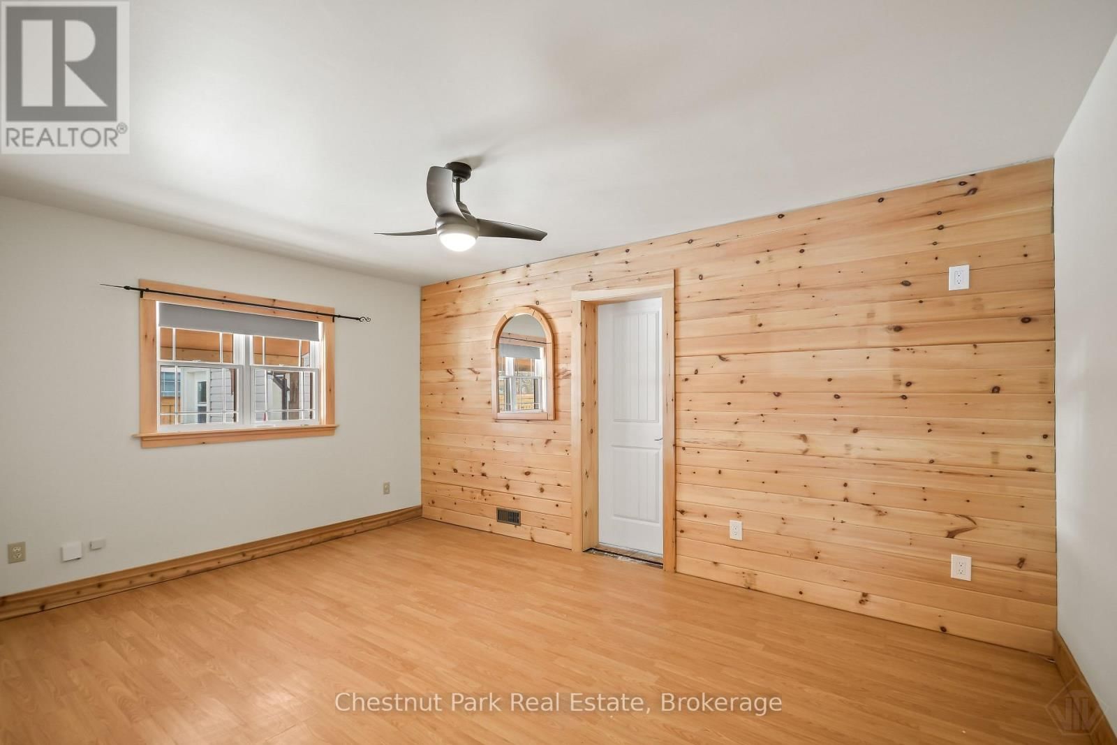 175 CRESCENT DRIVE Image 15