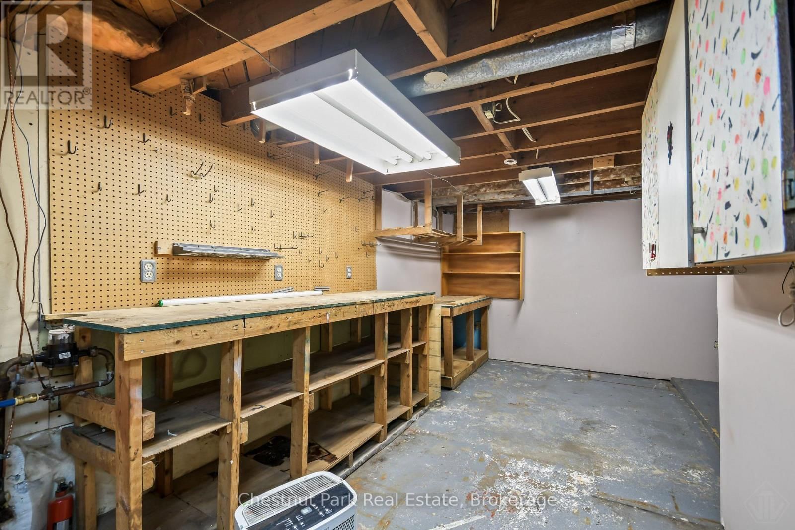 175 CRESCENT DRIVE Image 21