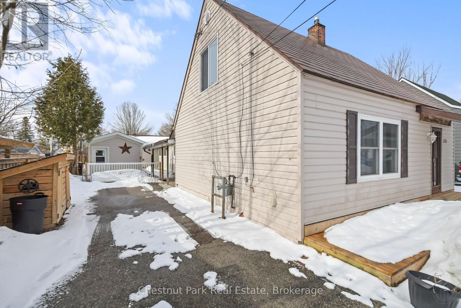 175 CRESCENT DRIVE Image 4