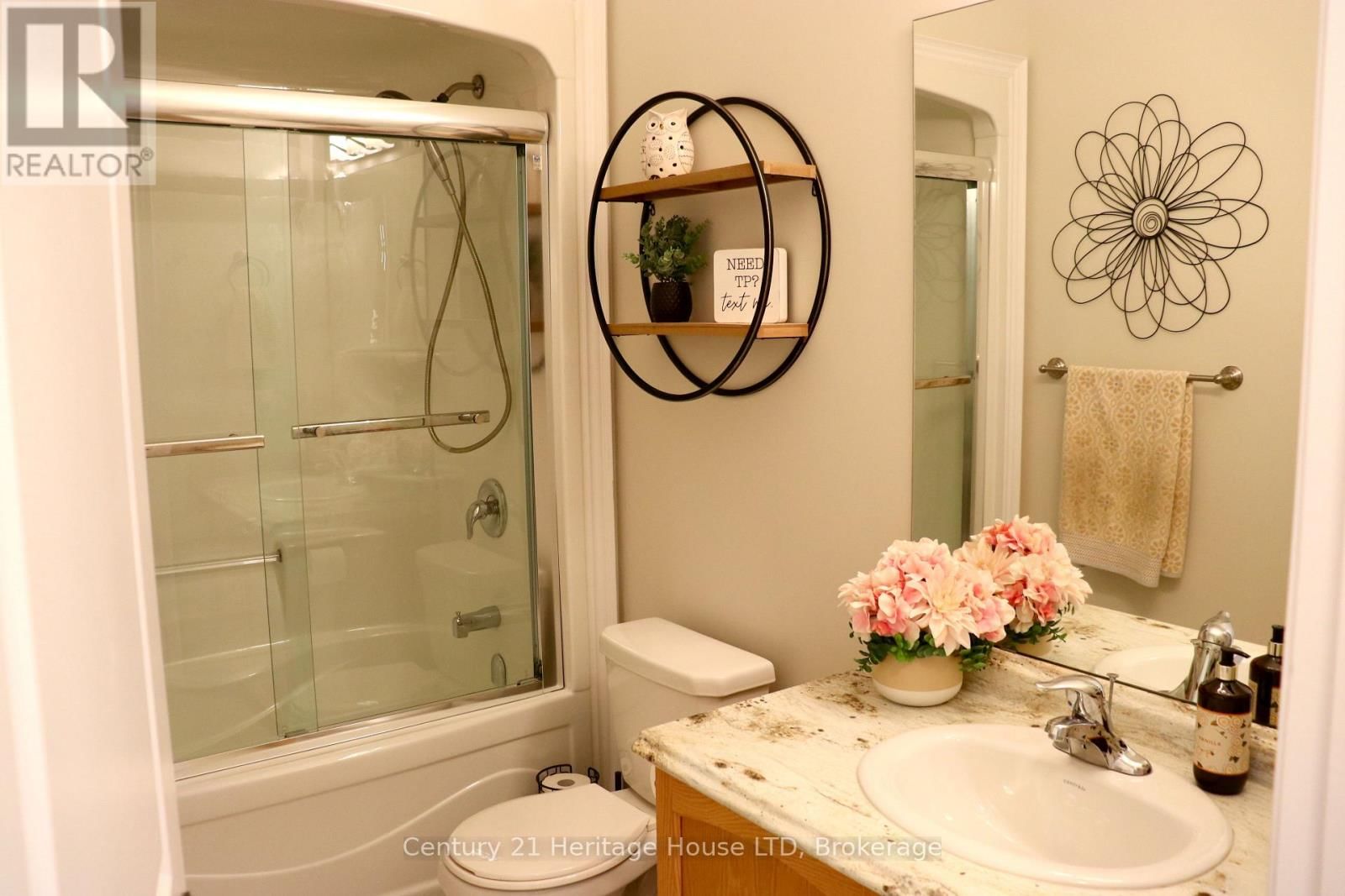 3984 VILLAGE CREEK DRIVE Image 24