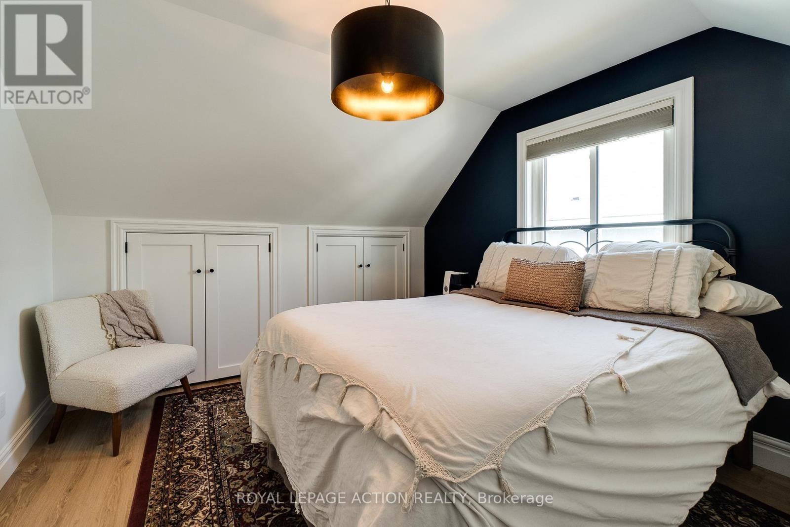 17 DRUMMOND STREET Image 15