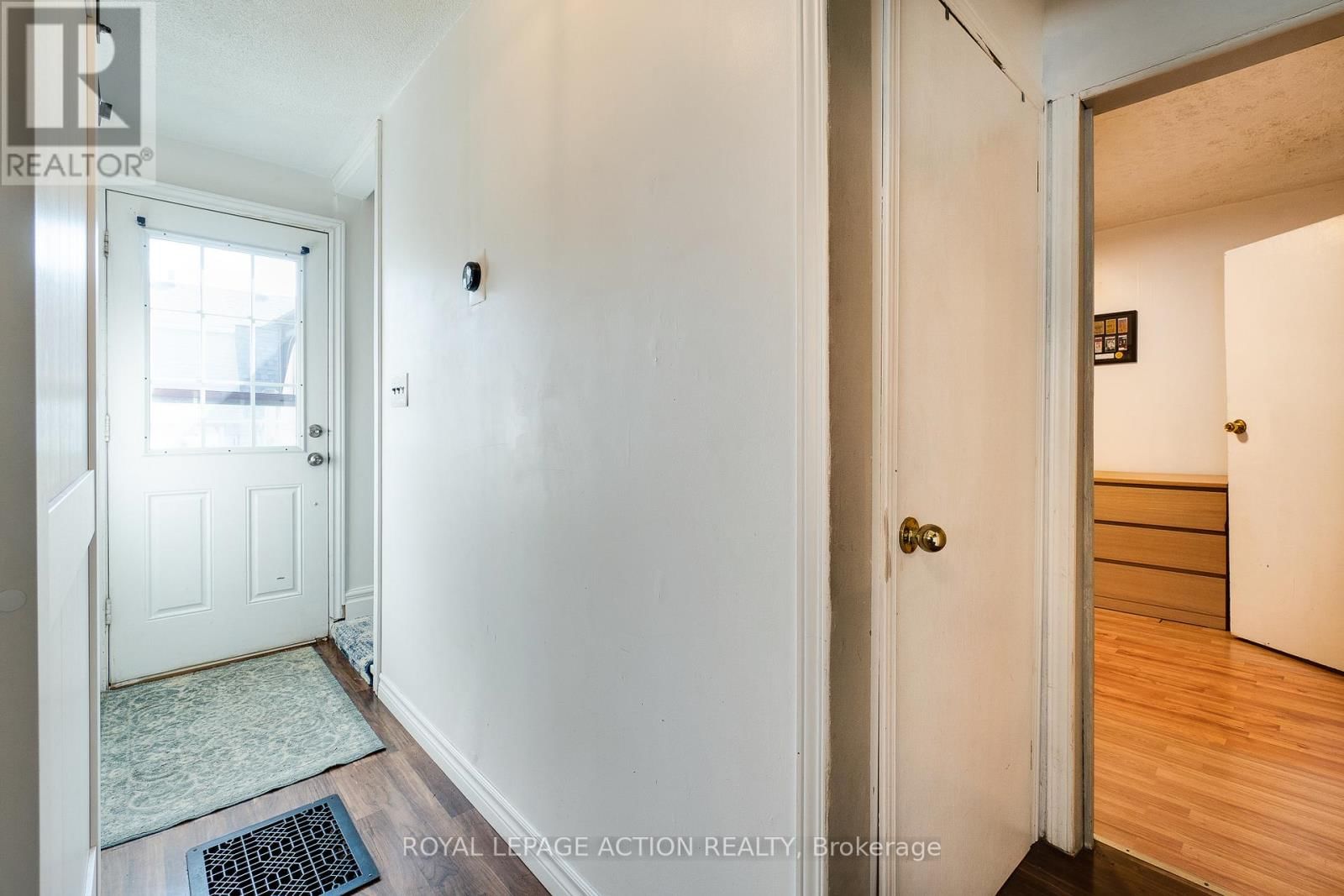 17 DRUMMOND STREET Image 7