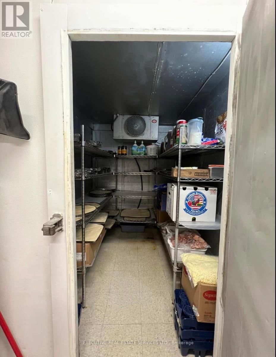 9 - 181 ST ANDREW STREET EAST Image 8