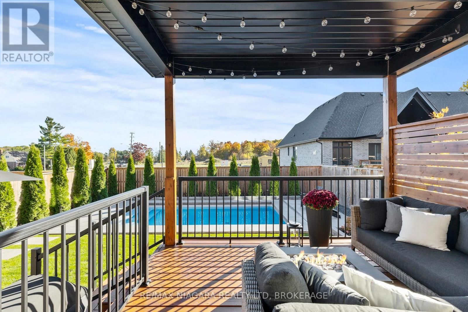 236 WALKER ROAD Image 30