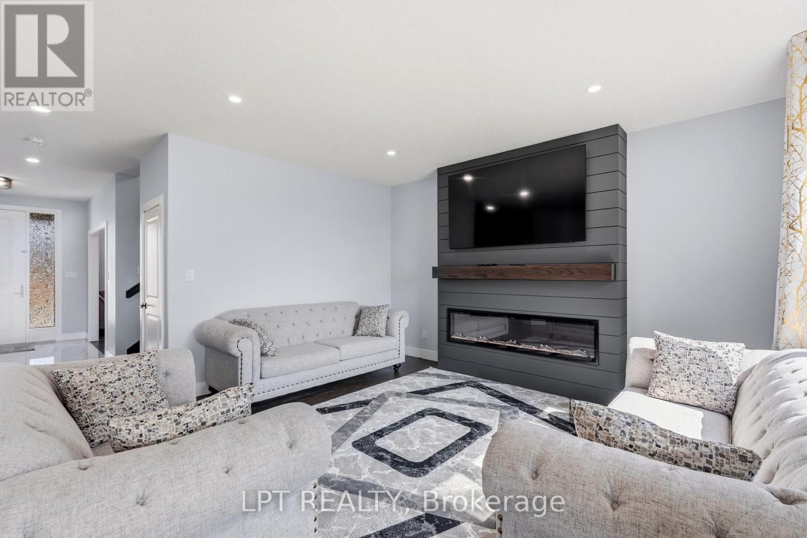 163 MCLEOD STREET Image 14