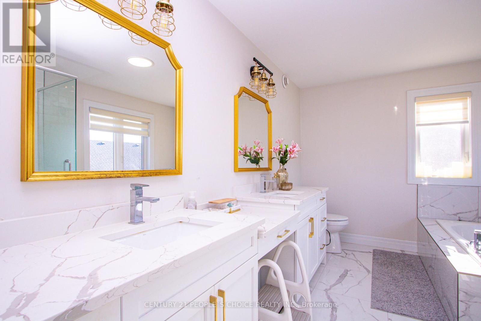 222 BOARDWALK WAY Image 29