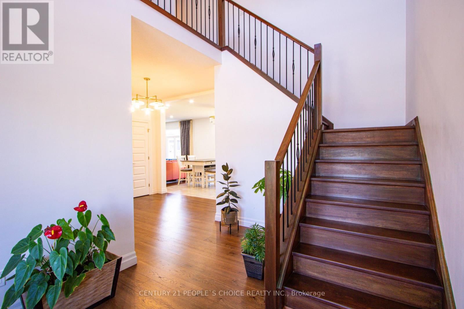 222 BOARDWALK WAY Image 6