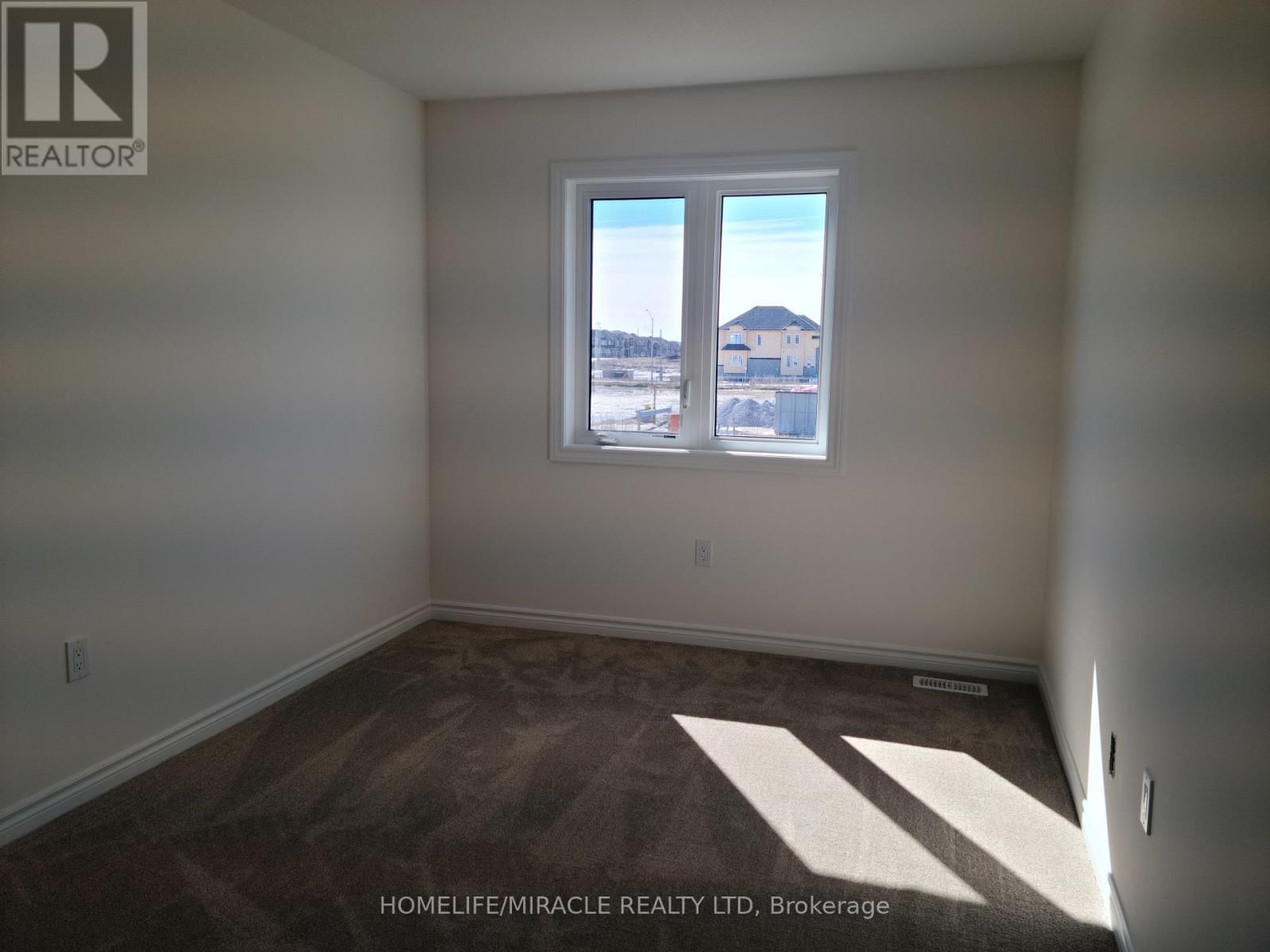 117 MATTINGLEY STREET Image 21