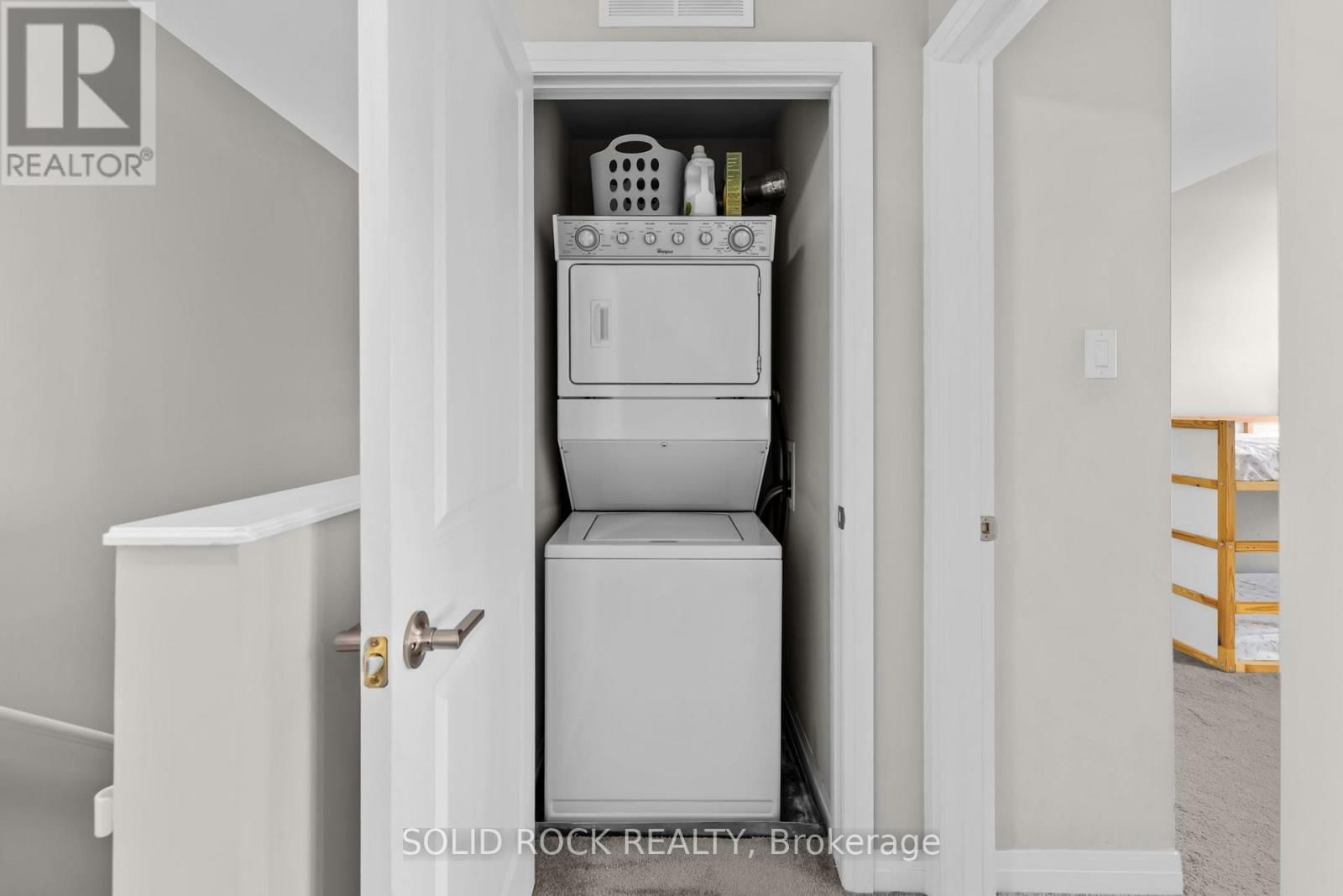 22 - 442 VIA VERONA AVENUE Image 13