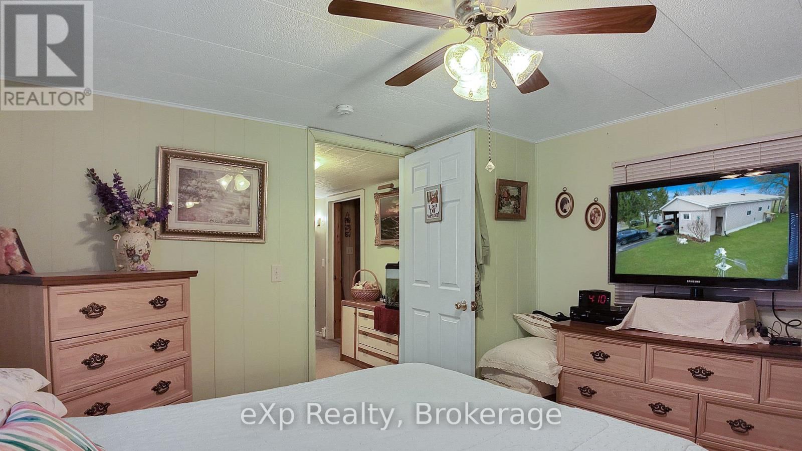 9 DOVE ROAD Image 16