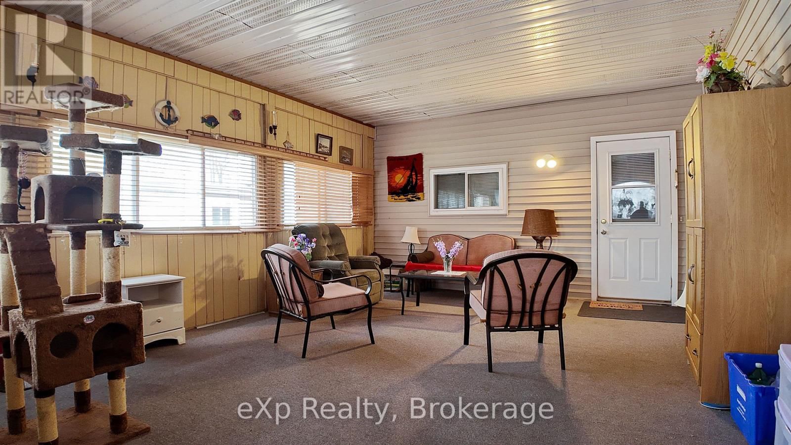 9 DOVE ROAD Image 23