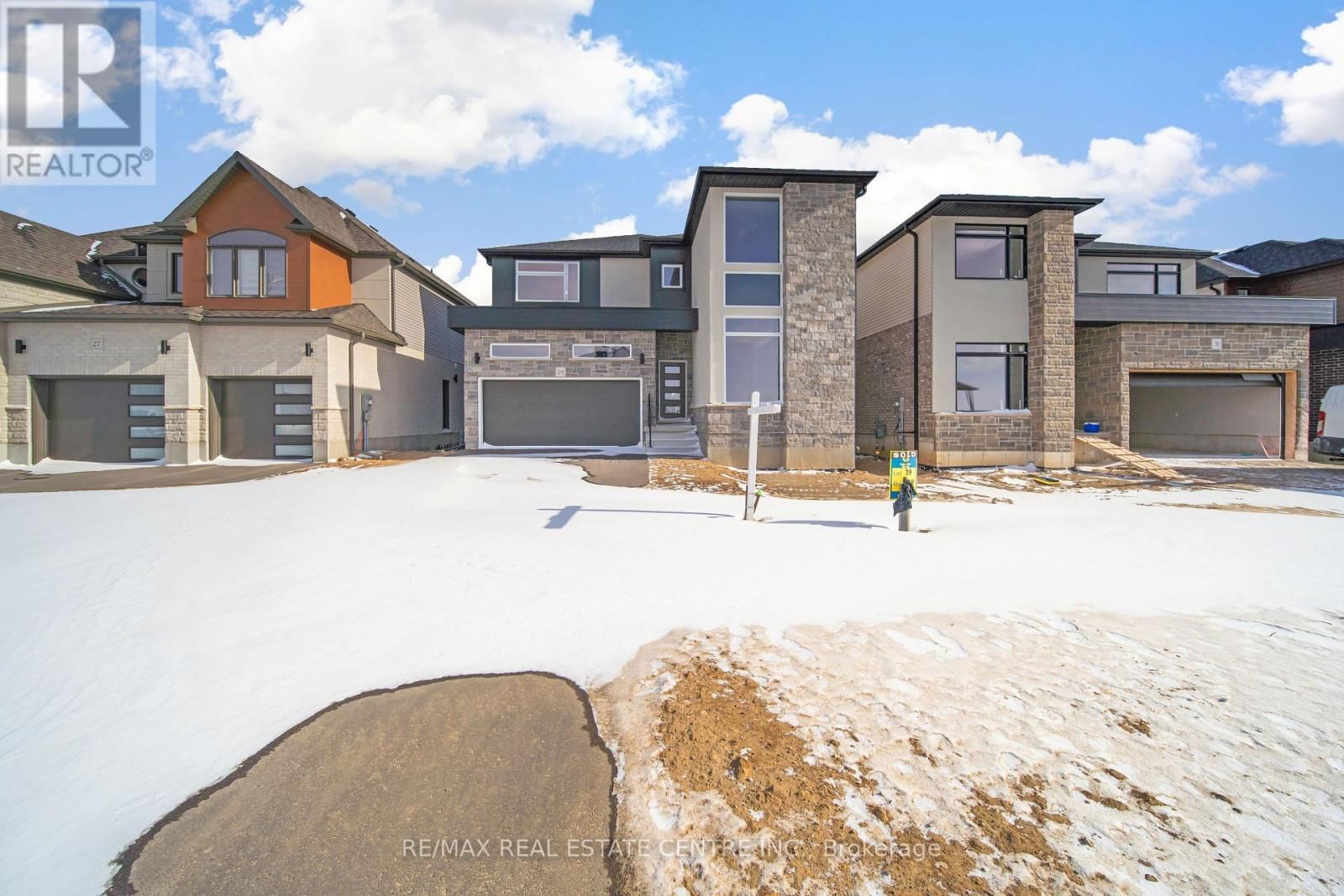 29 BEAN STREET Image 1