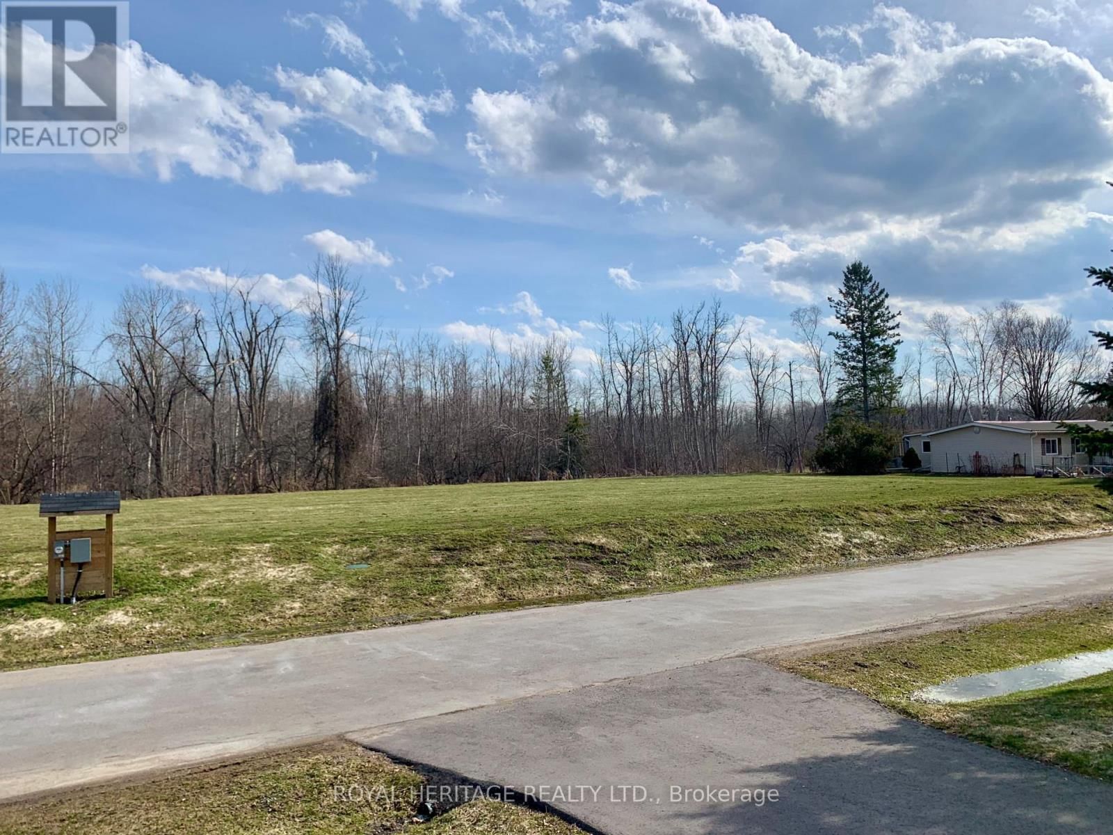 39 CIRCLE DRIVE Image 3