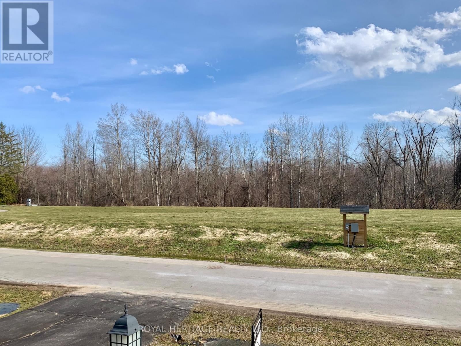 39 CIRCLE DRIVE Image 4