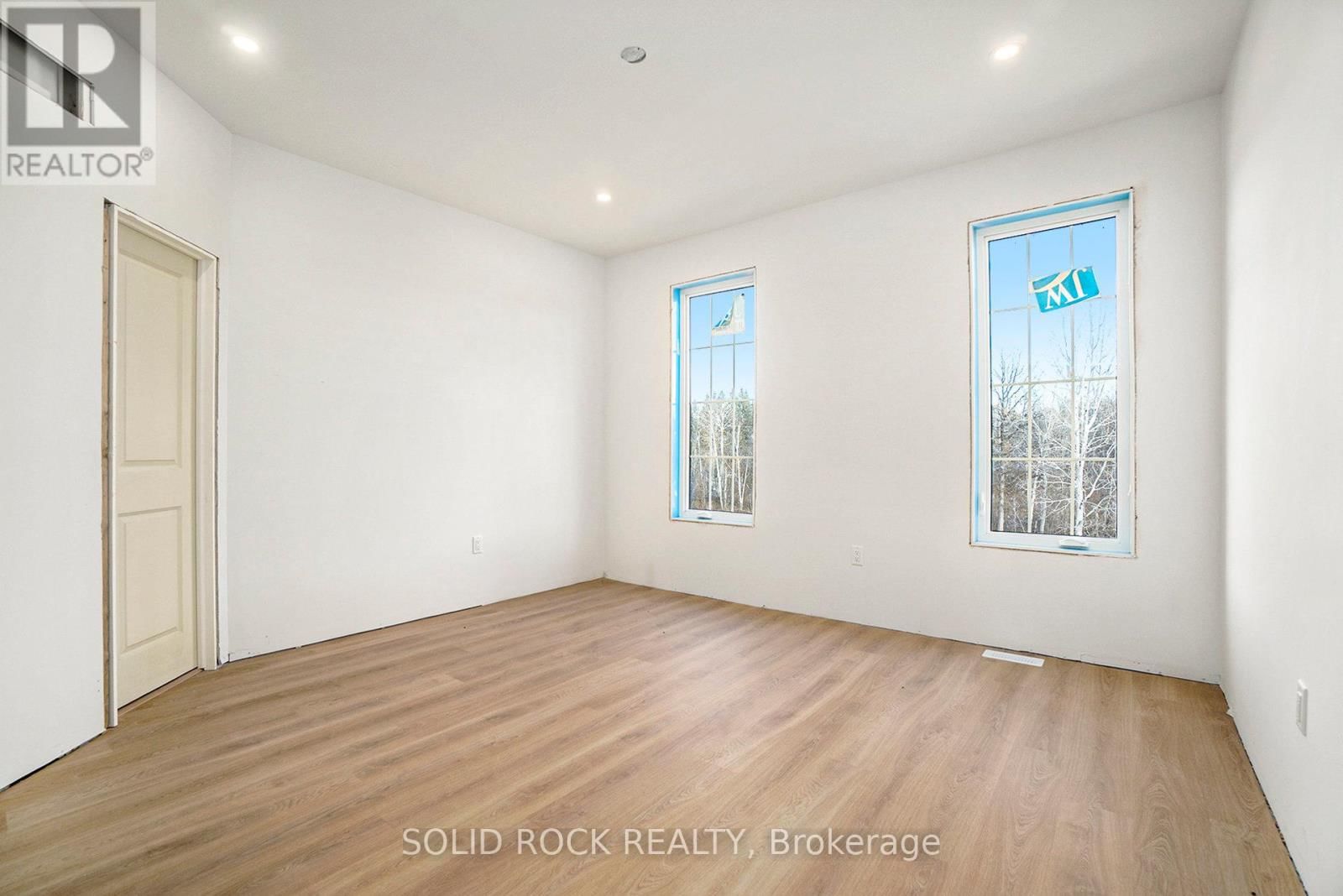 9248 SMITH ROAD Image 19