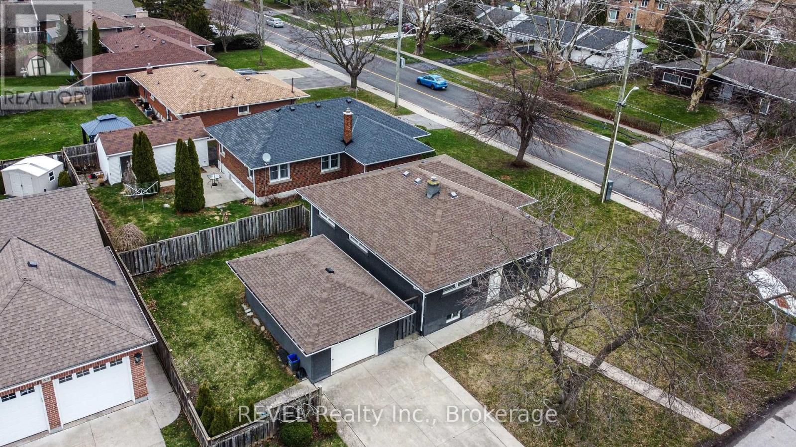 325 GRANTHAM AVENUE Image 24