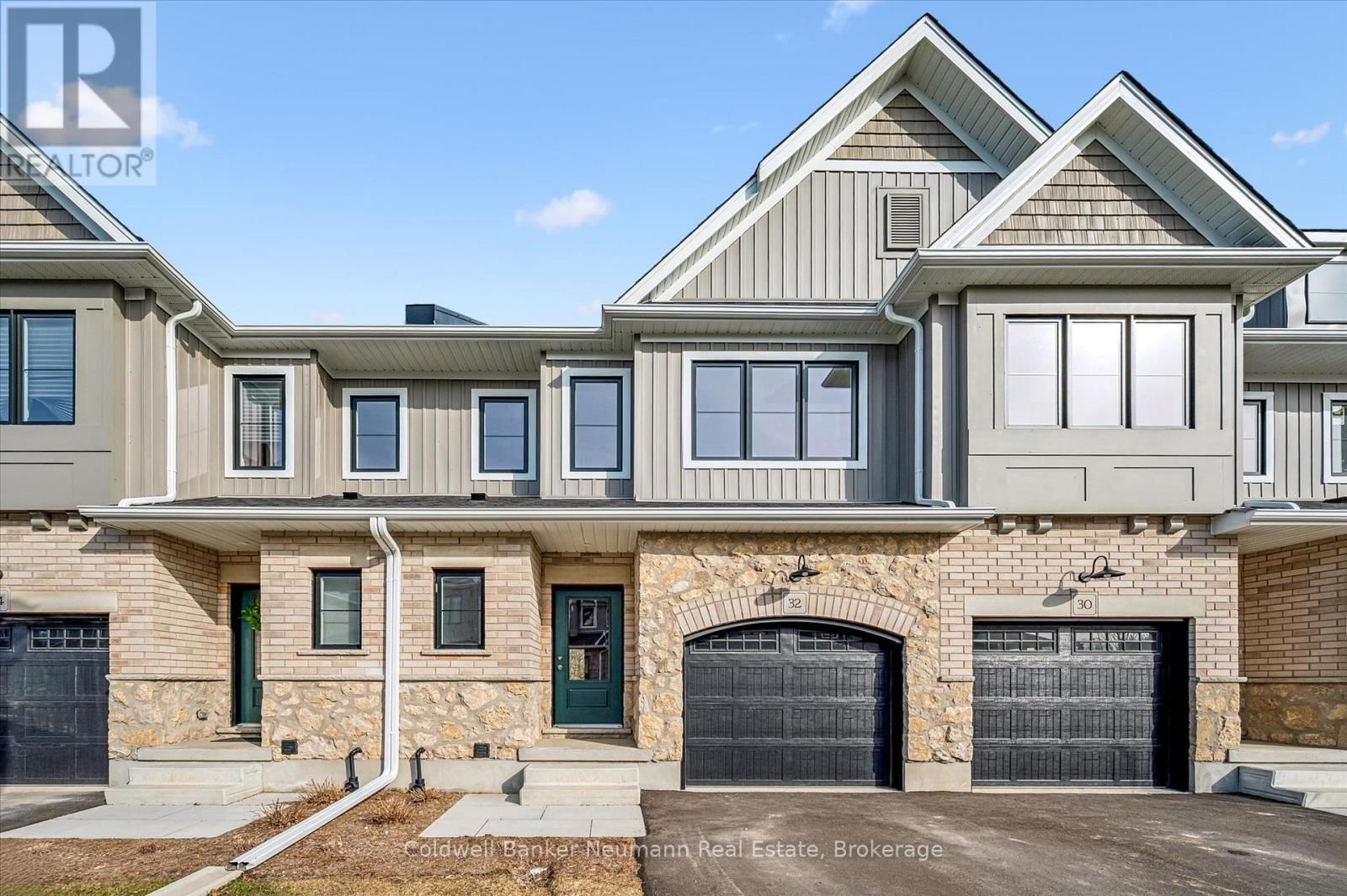 32 FIELDSTONE LANE Image 1