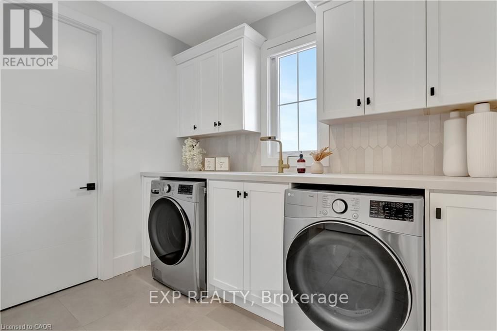 1048 WALTON AVENUE Image 47