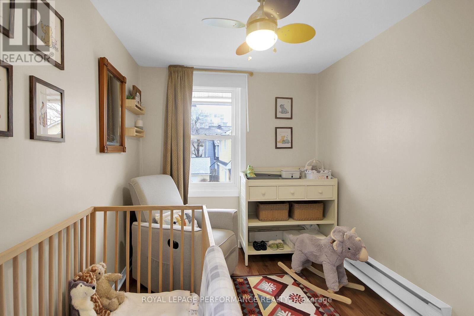 345 TWEEDSMUIR AVENUE Image 13