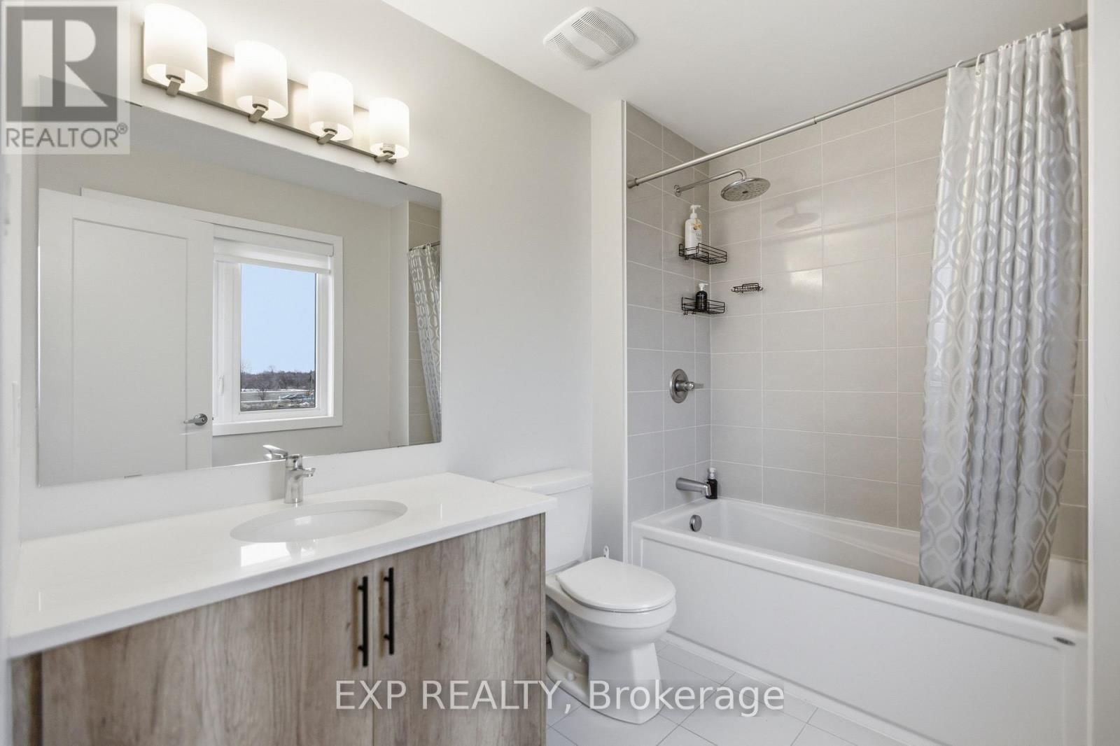 116 MAIN HALYARD LANE Image 18