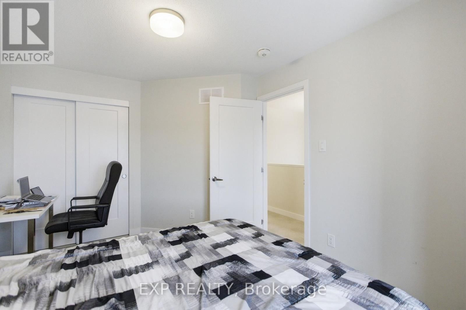 116 MAIN HALYARD LANE Image 19