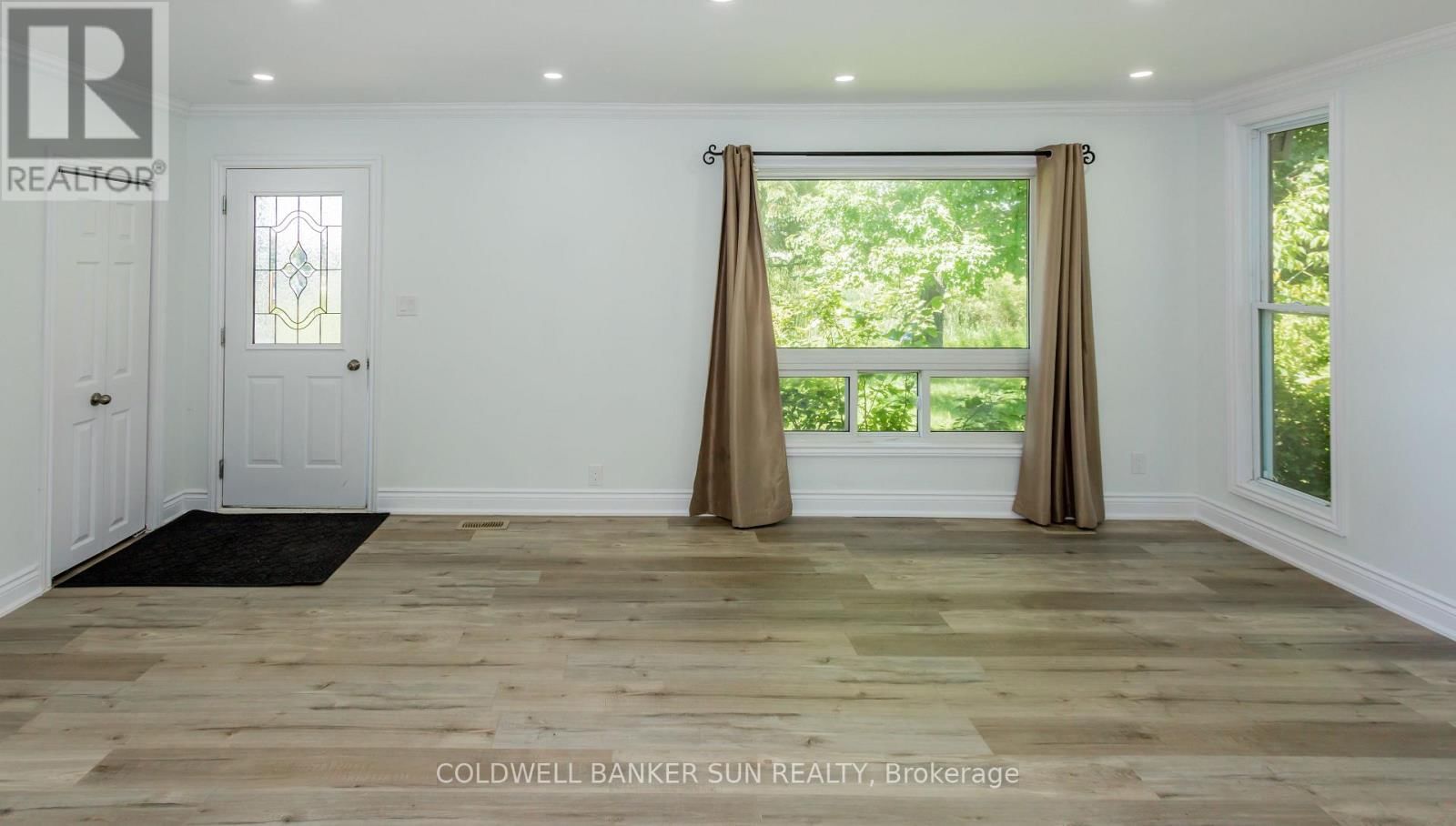 686078 OXFORD RD 2 ROAD Image 16