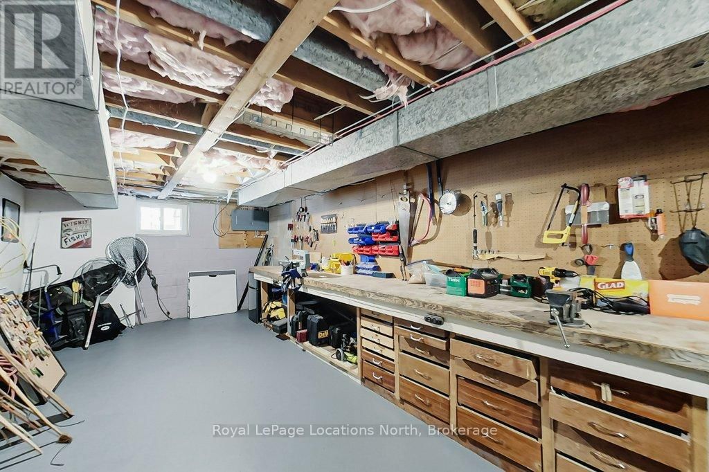 223 GRAHAM STREET Image 26