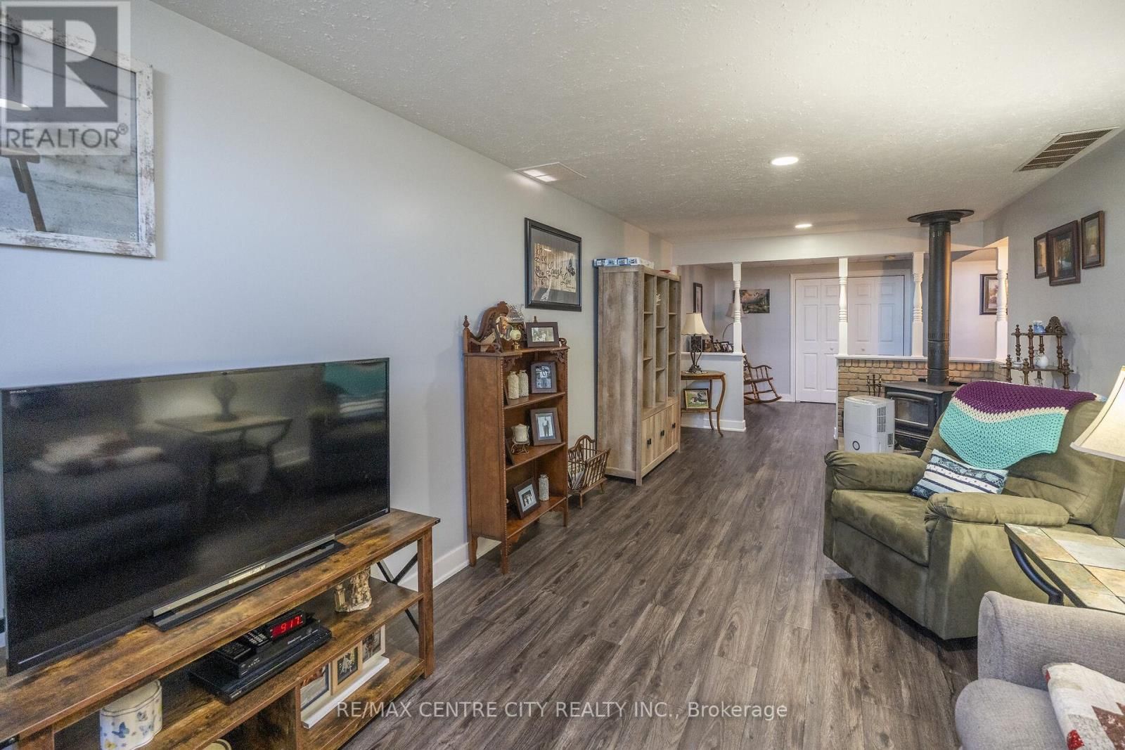 29712 ESTERVILLE ROAD Image 24