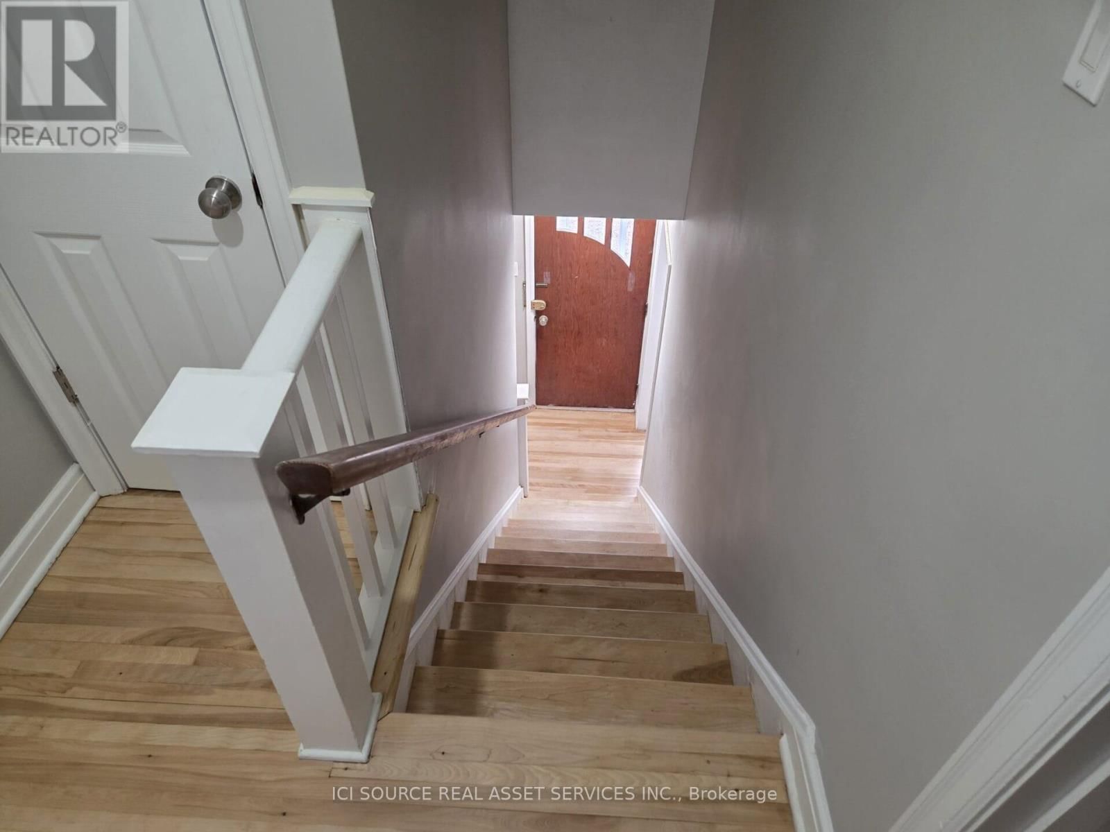 30 SUNNYCREST DRIVE Image 18