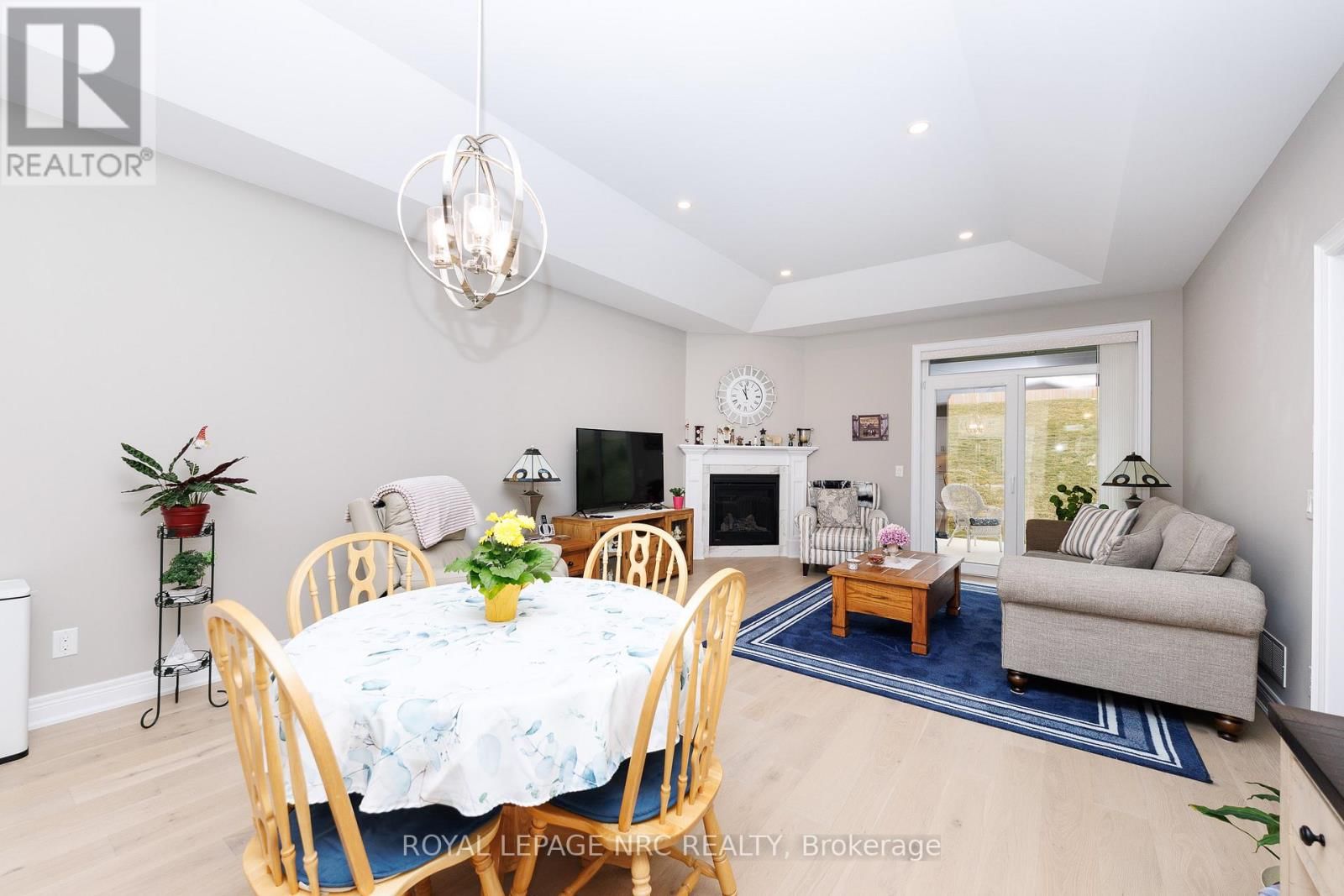 4136 VILLAGE CREEK DRIVE Image 6