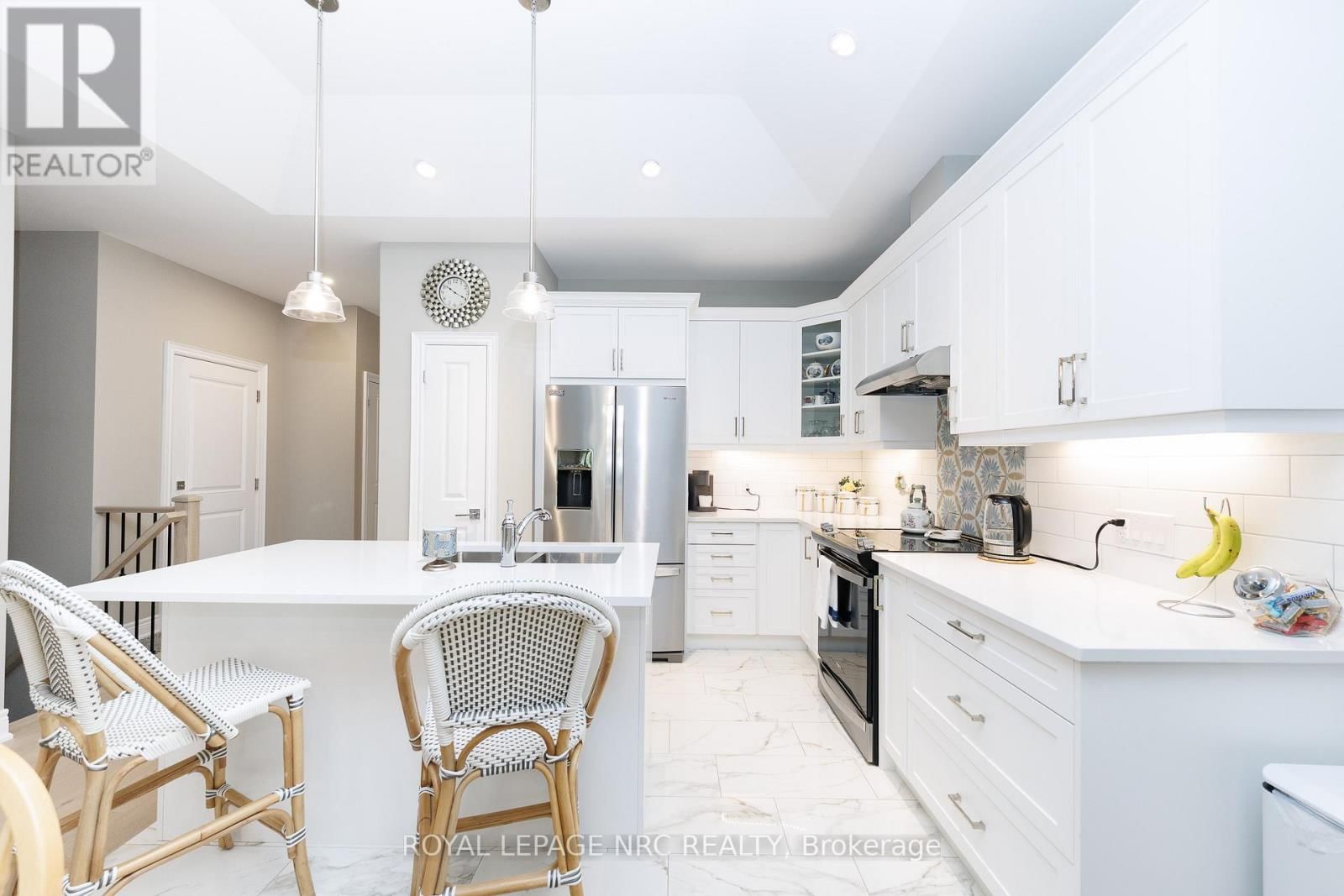 4136 VILLAGE CREEK DRIVE Image 7