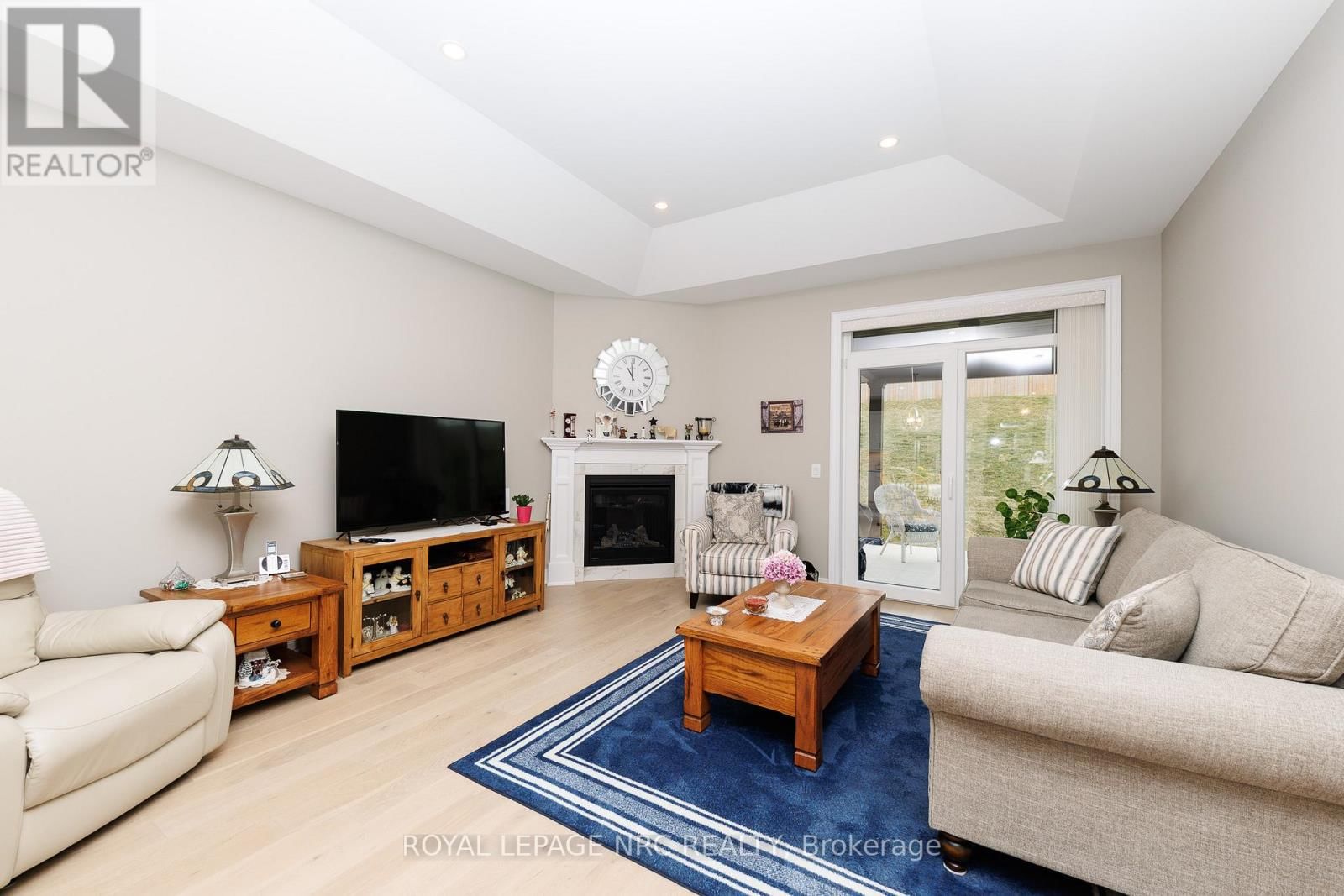 4136 VILLAGE CREEK DRIVE Image 9