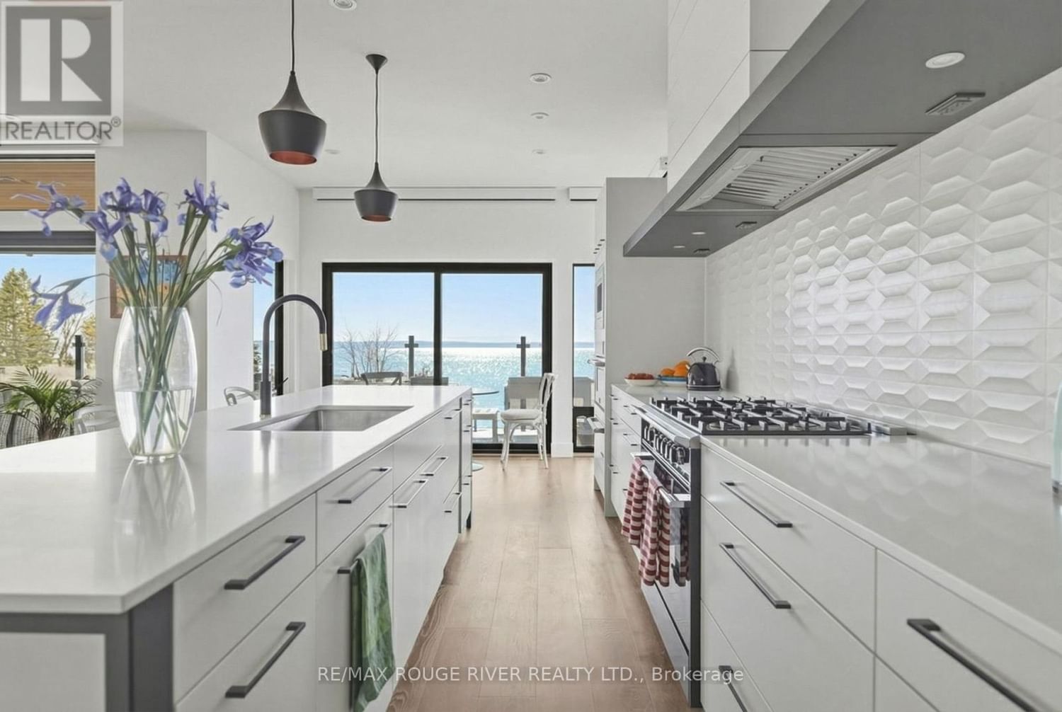 482 MONK STREET Image 5