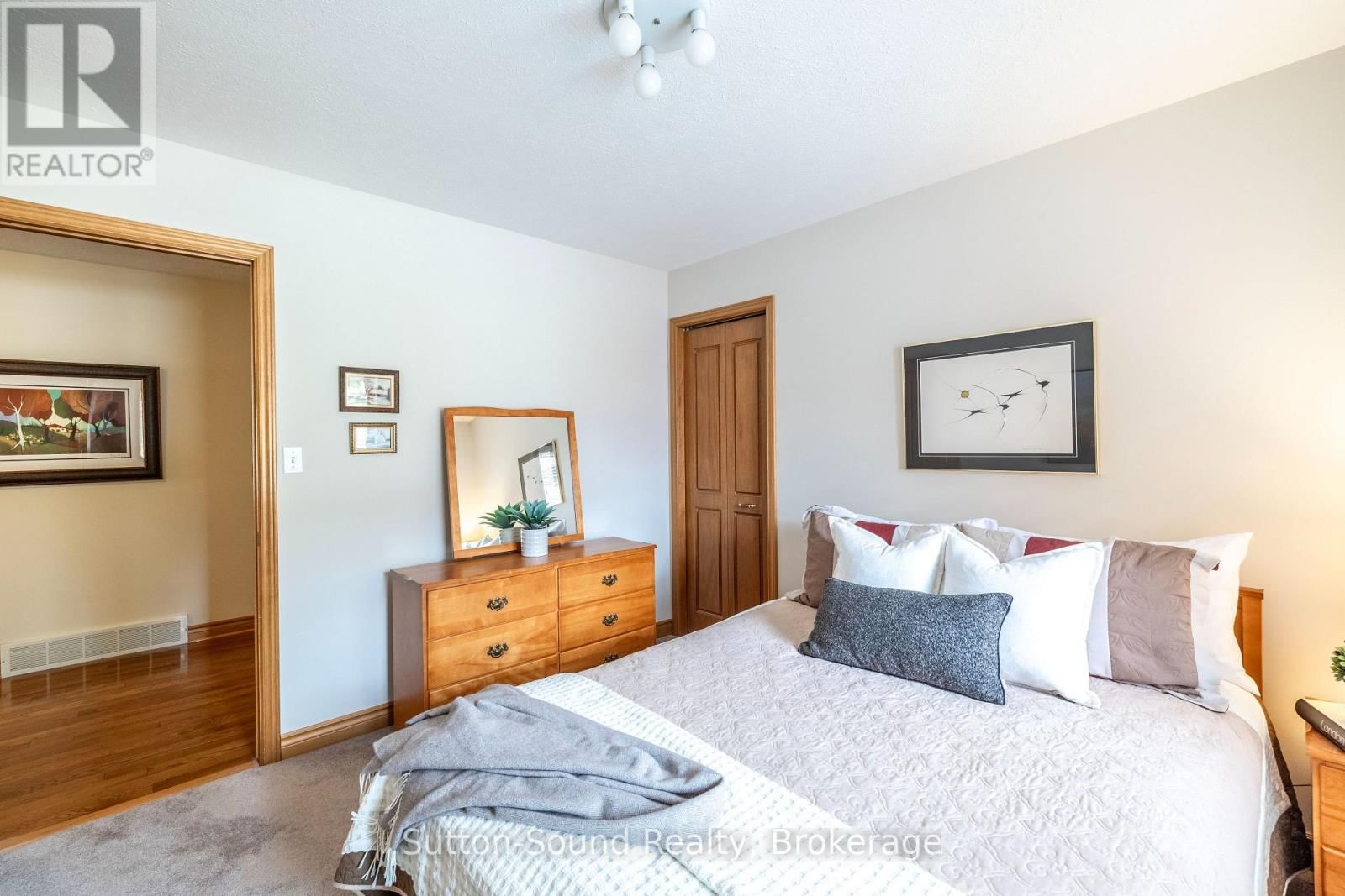 735 15TH A STREET WEST Image 22