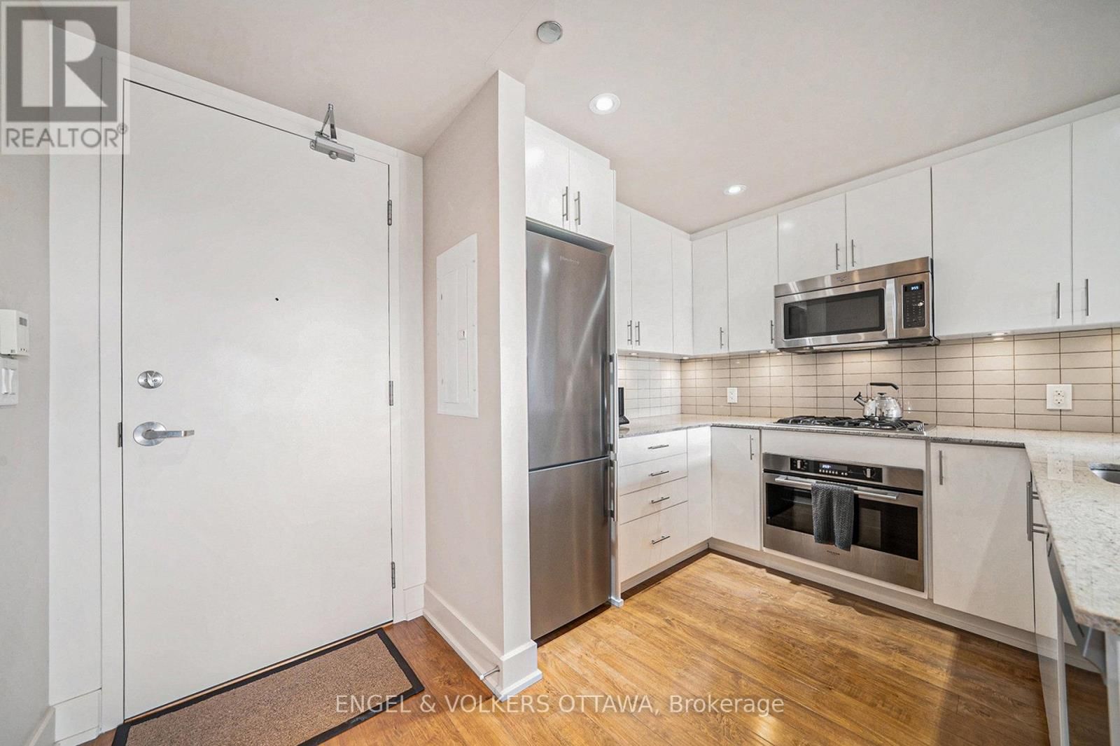 605 - 7 MARQUETTE AVENUE Image 14